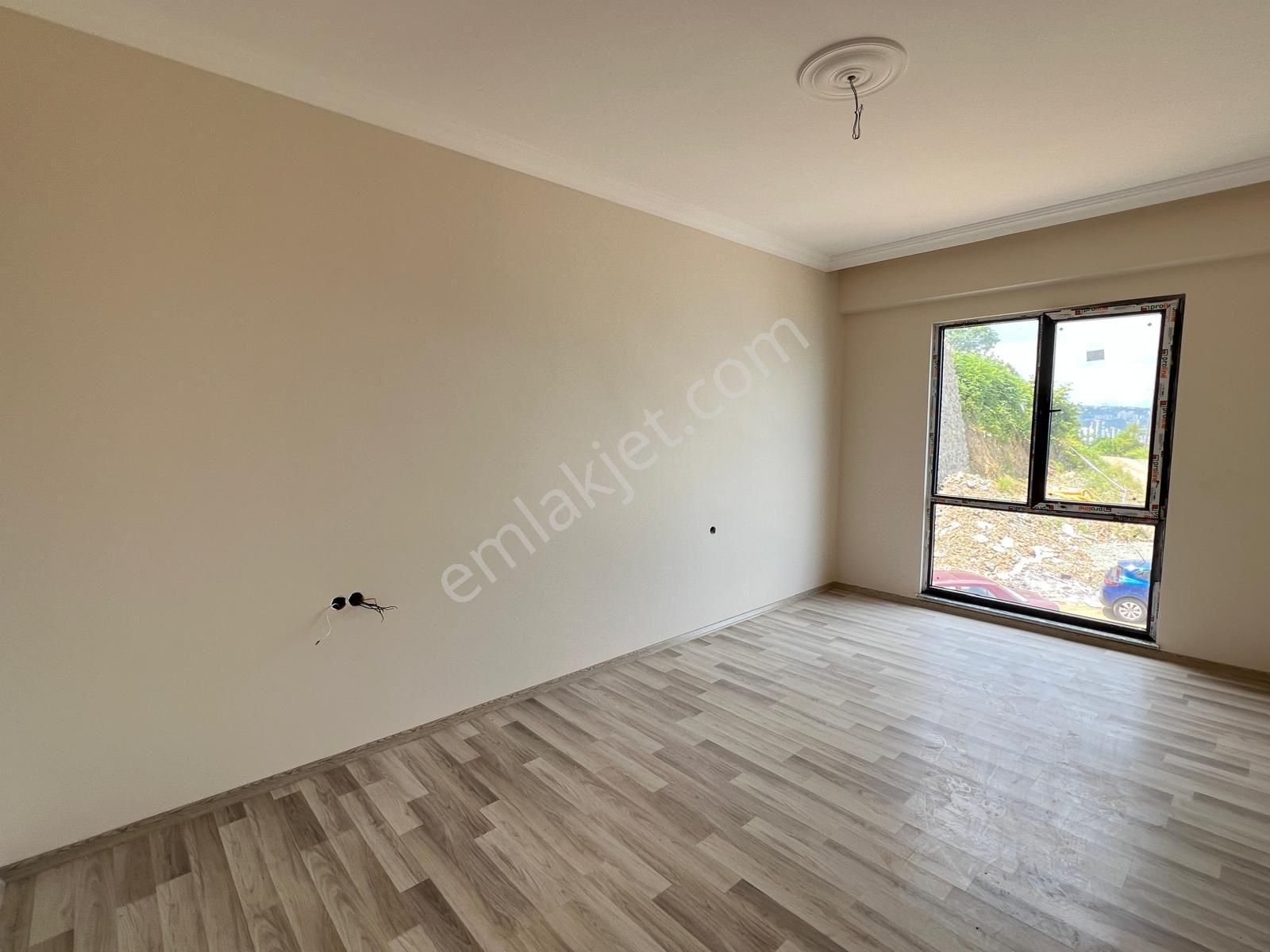 Trabzon Yomra Da Ana Yol Üzeri Satılık 1+1 Daire - Görsel 8