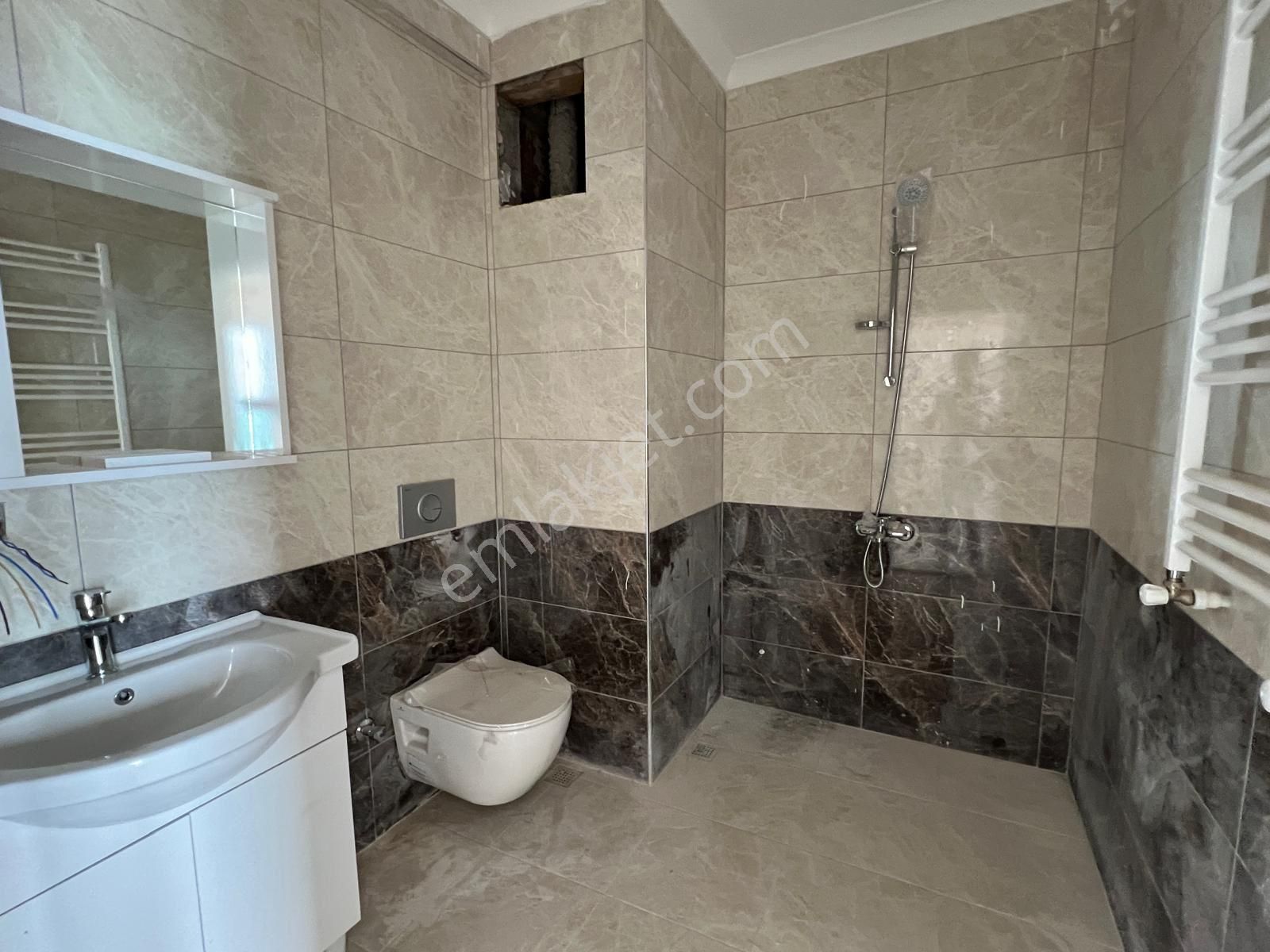 Trabzon Yomra Da Ana Yol Üzeri Satılık 1+1 Daire - Görsel 10