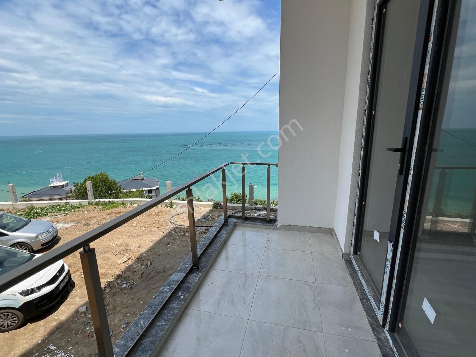 Trabzon Yomra Da Ana Yol Üzeri Satılık 1+1 Daire - Görsel 3