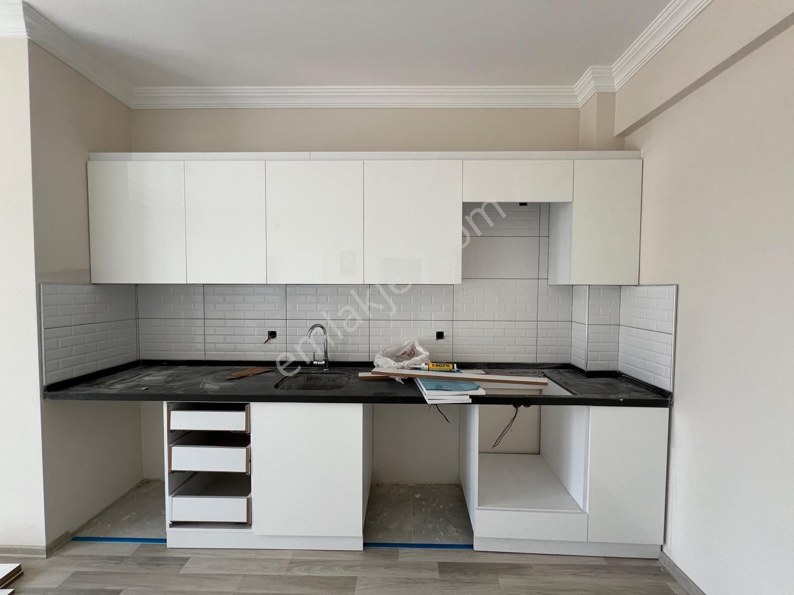 Trabzon Yomra Da Ana Yol Üzeri Satılık 1+1 Daire - Görsel 5