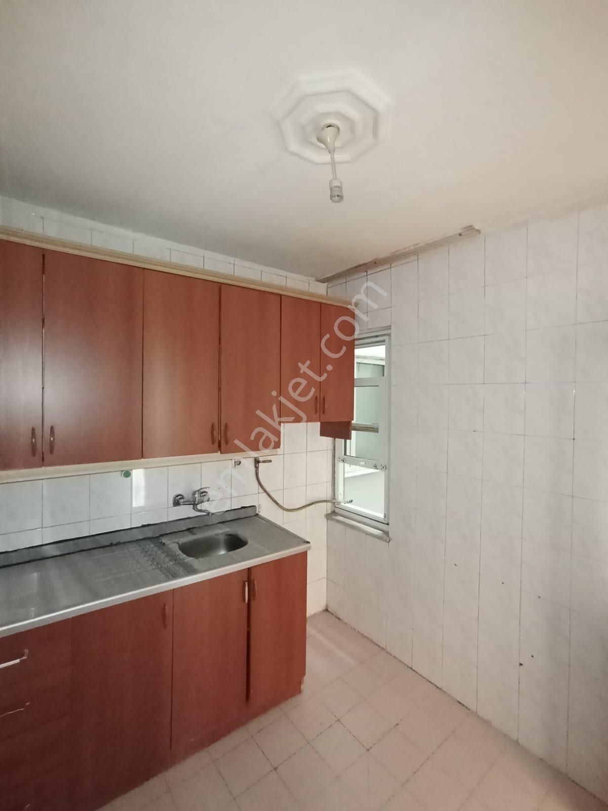 Beyoğlu Kasımpaşa Kulaksız Caddesi'nde Kiralık 2+1, 75m2, Arka Cepheli, 2.kat Daire-sözgen'den-283k - Görsel 17