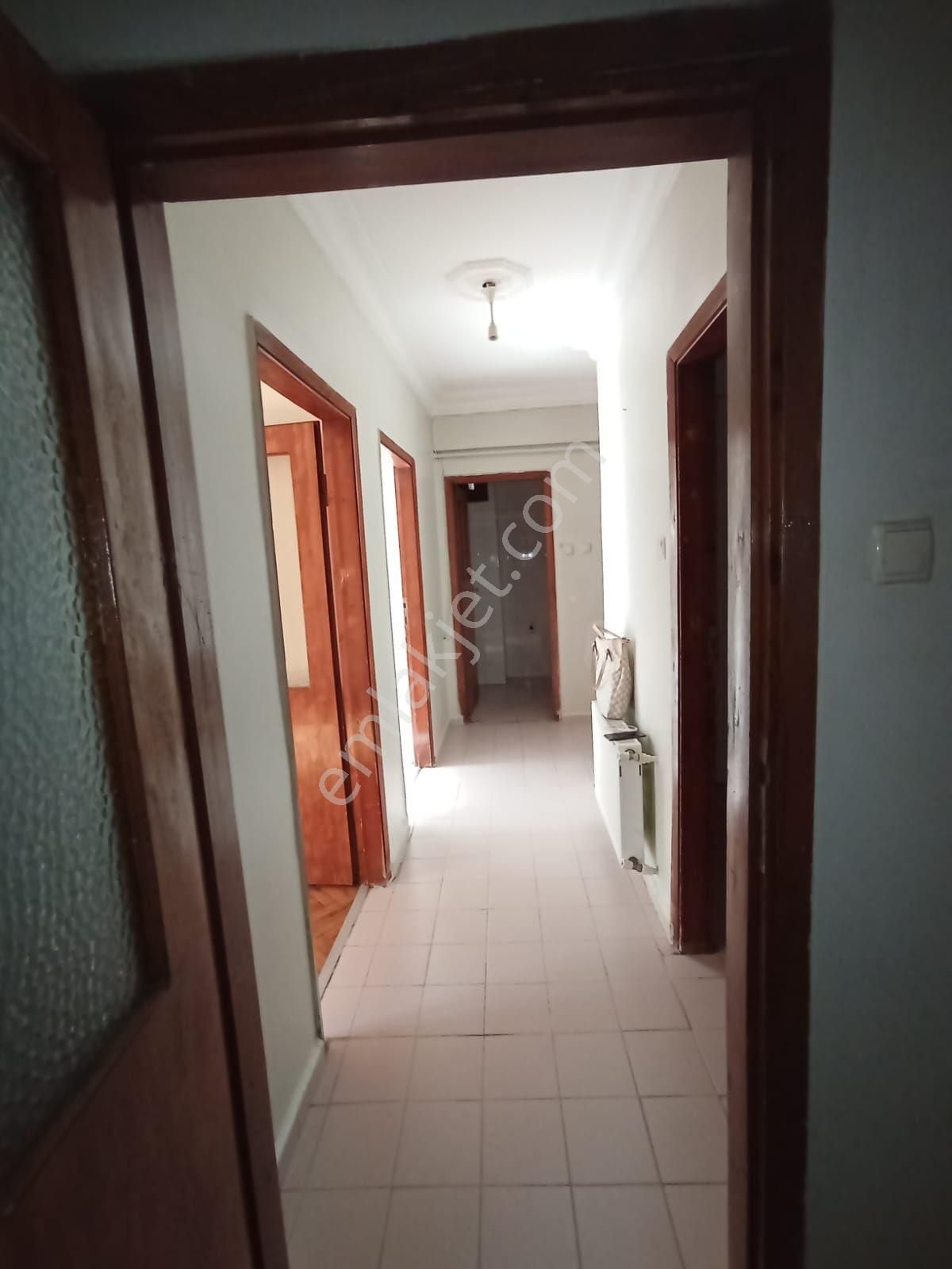 Beyoğlu Kasımpaşa Kulaksız Caddesi'nde Kiralık 2+1, 75m2, Arka Cepheli, 2.kat Daire-sözgen'den-283k - Görsel 15