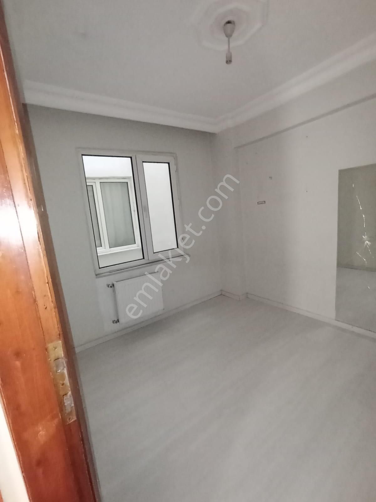 Beyoğlu Kasımpaşa Kulaksız Caddesi'nde Kiralık 2+1, 75m2, Arka Cepheli, 2.kat Daire-sözgen'den-283k - Görsel 8