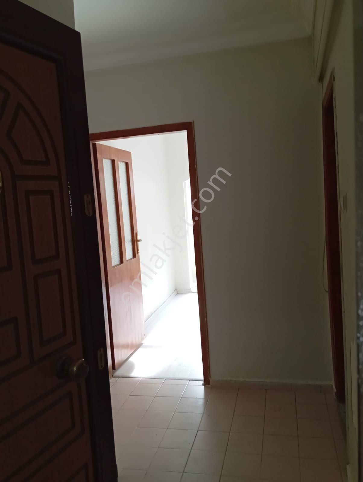 Beyoğlu Kasımpaşa Kulaksız Caddesi'nde Kiralık 2+1, 75m2, Arka Cepheli, 2.kat Daire-sözgen'den-283k - Görsel 13