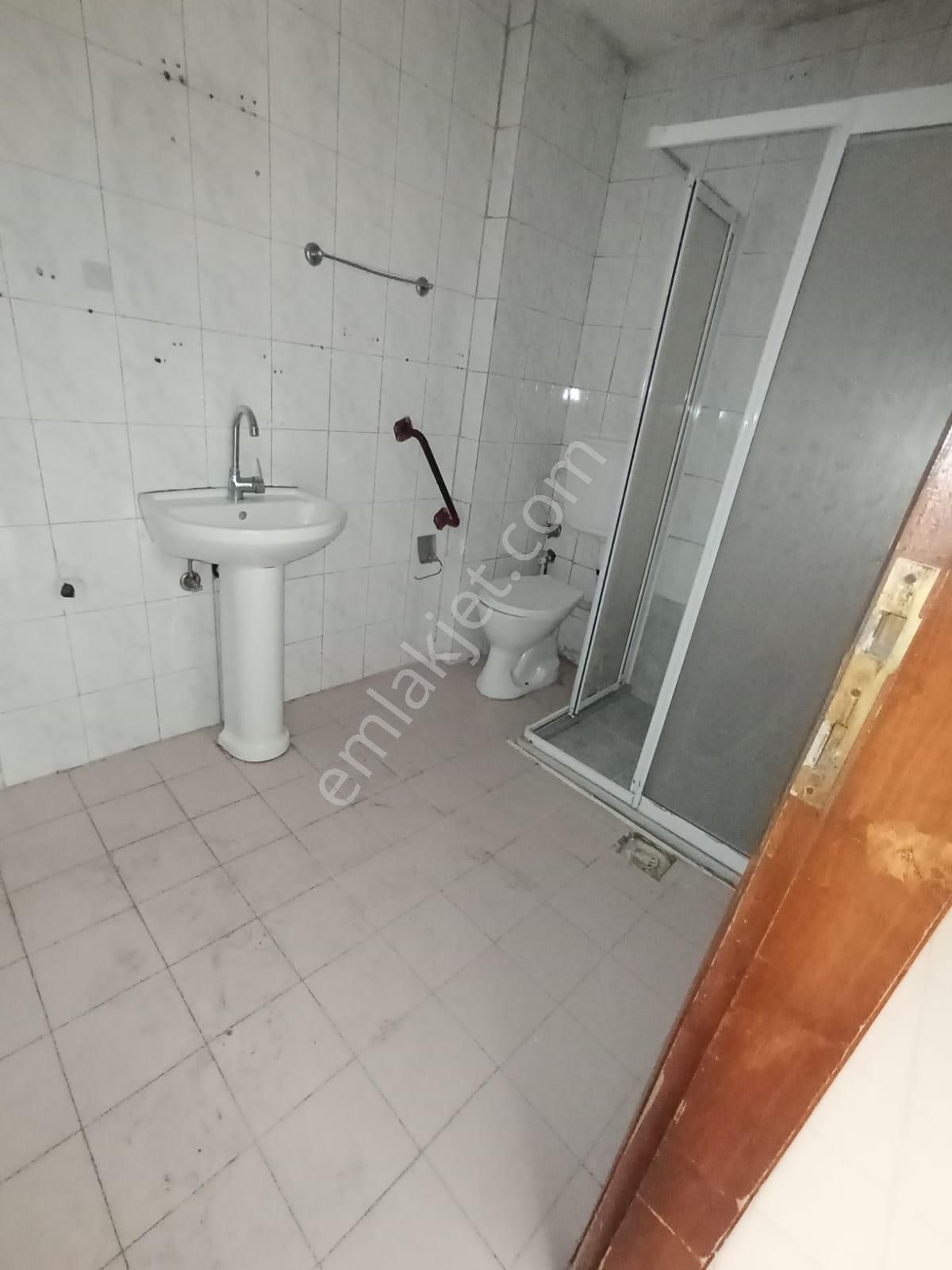 Beyoğlu Kasımpaşa Kulaksız Caddesi'nde Kiralık 2+1, 75m2, Arka Cepheli, 2.kat Daire-sözgen'den-283k - Görsel 11