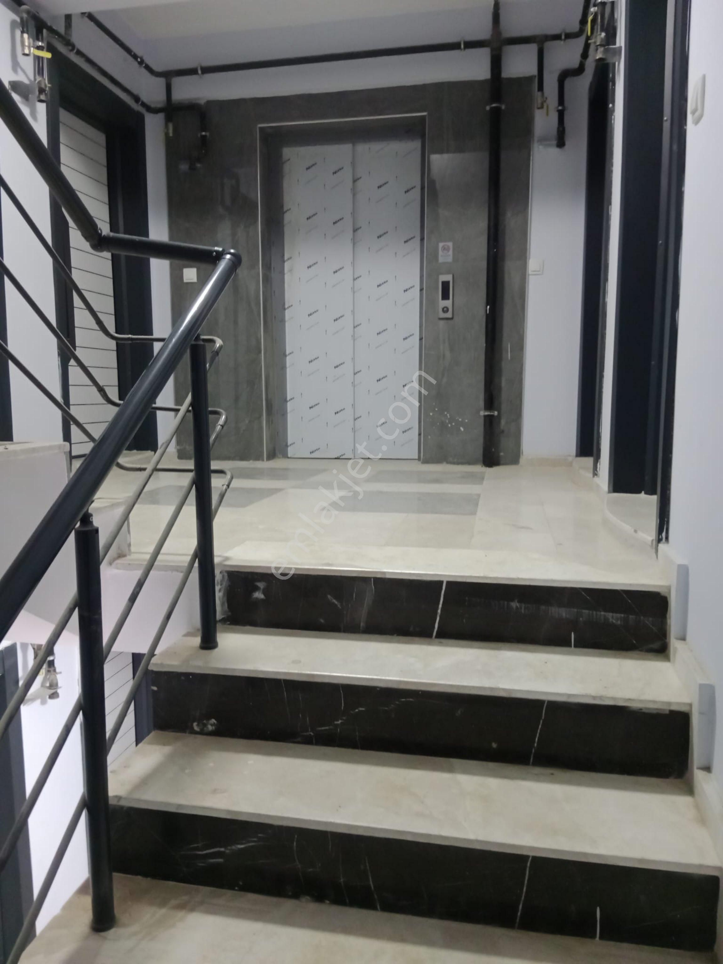 Ayrancılar Yeni Mahallesi’nde Site İçerisinde 1 + 1 Ara Kat Satılık Daire - Görsel 5