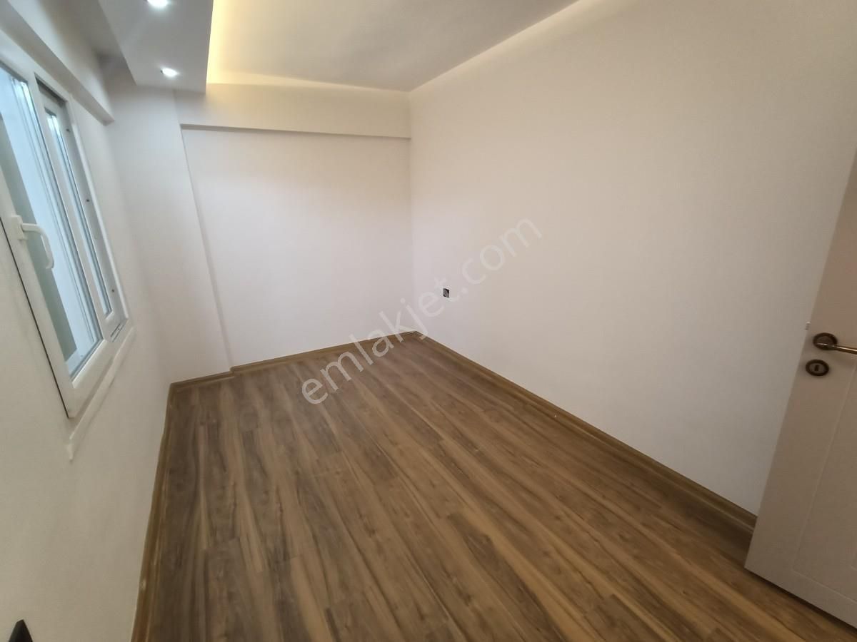 Balçovada Çağdaş Tasarımlı Asansörlü Satılık 3+1 Daire - Görsel 29