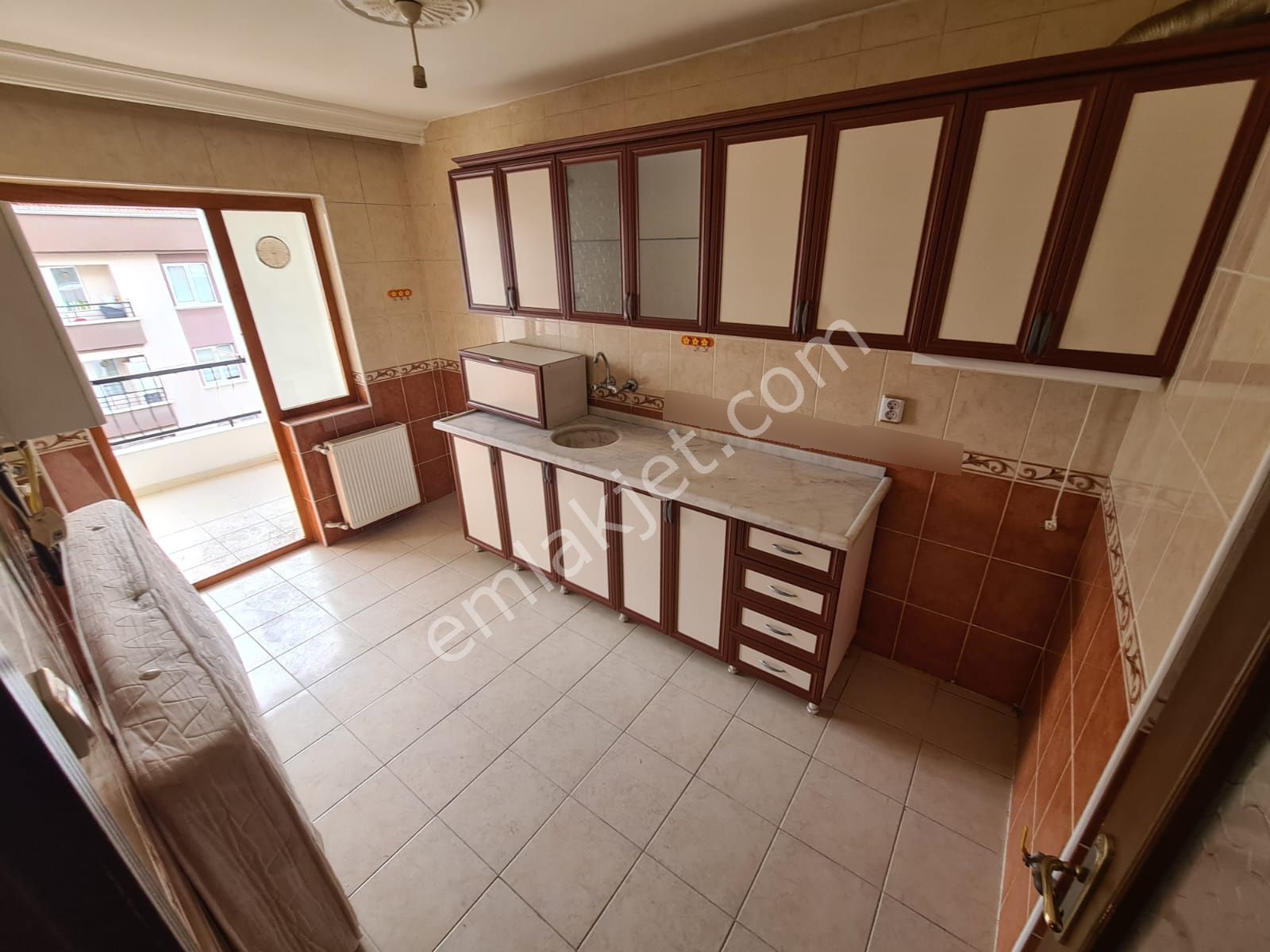 Özlem Caddesi Paraleli Ankara Manzaralı Arakat Emsalsiz Fiyat !! - Görsel 2