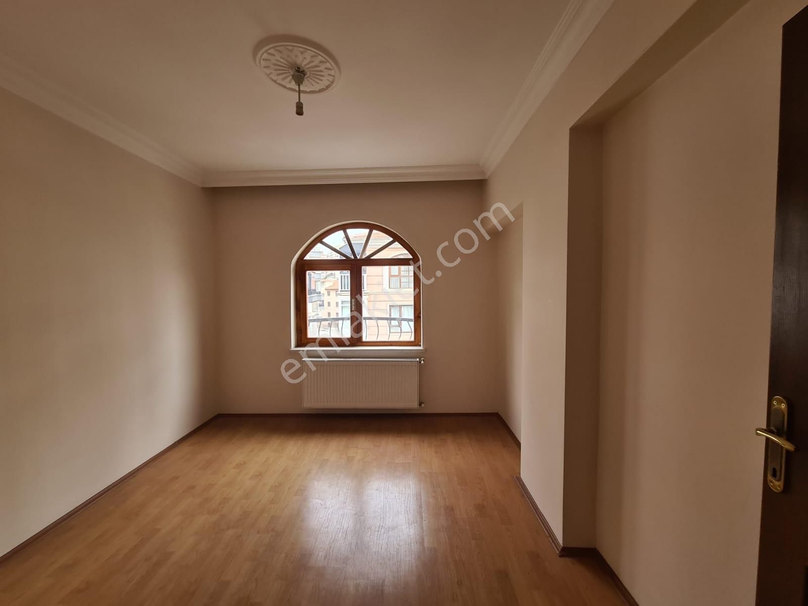 Özlem Caddesi Paraleli Ankara Manzaralı Arakat Emsalsiz Fiyat !! - Görsel 17