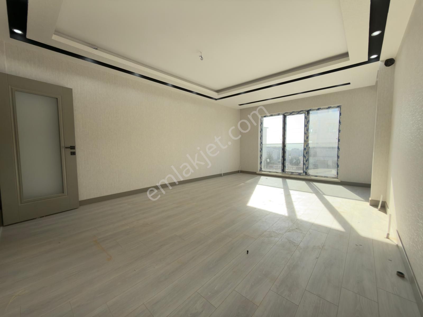 Karakaya Mah. Köşe Parsel 3+1 Lüks Yapılı Sıfır Satılık Daire - Görsel 3