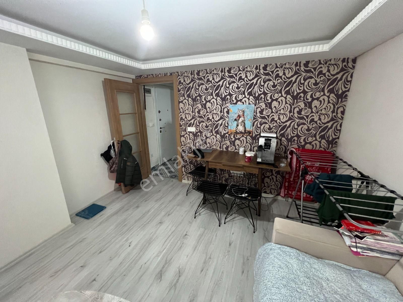 Para'dan+ana Cadde Üzeri+muhteşem Konum+35.000 Kira+araç Takas - Görsel 2