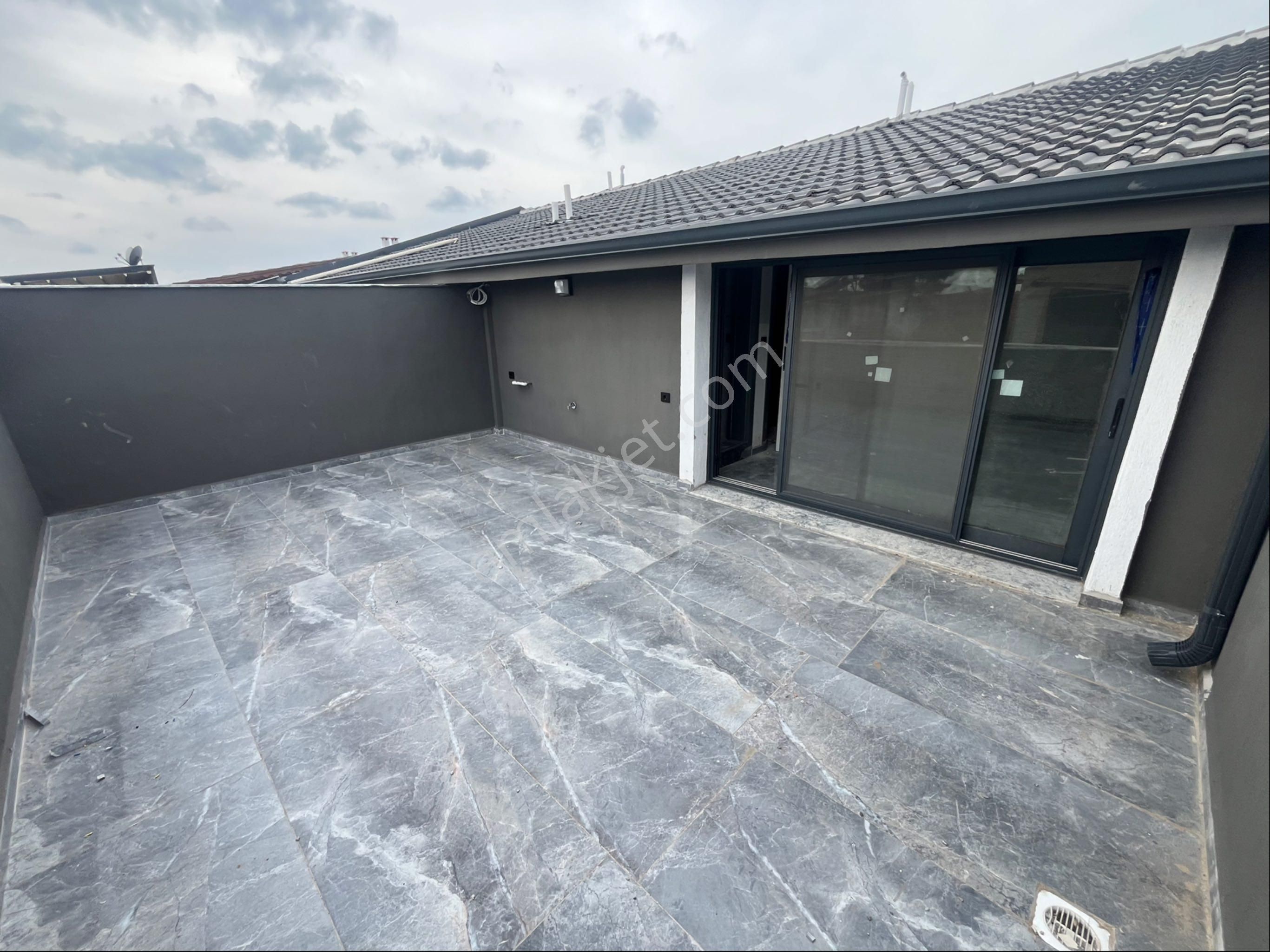 Özderede Denize 30mt Ultra Lüx 3+1 Villa - Görsel 32