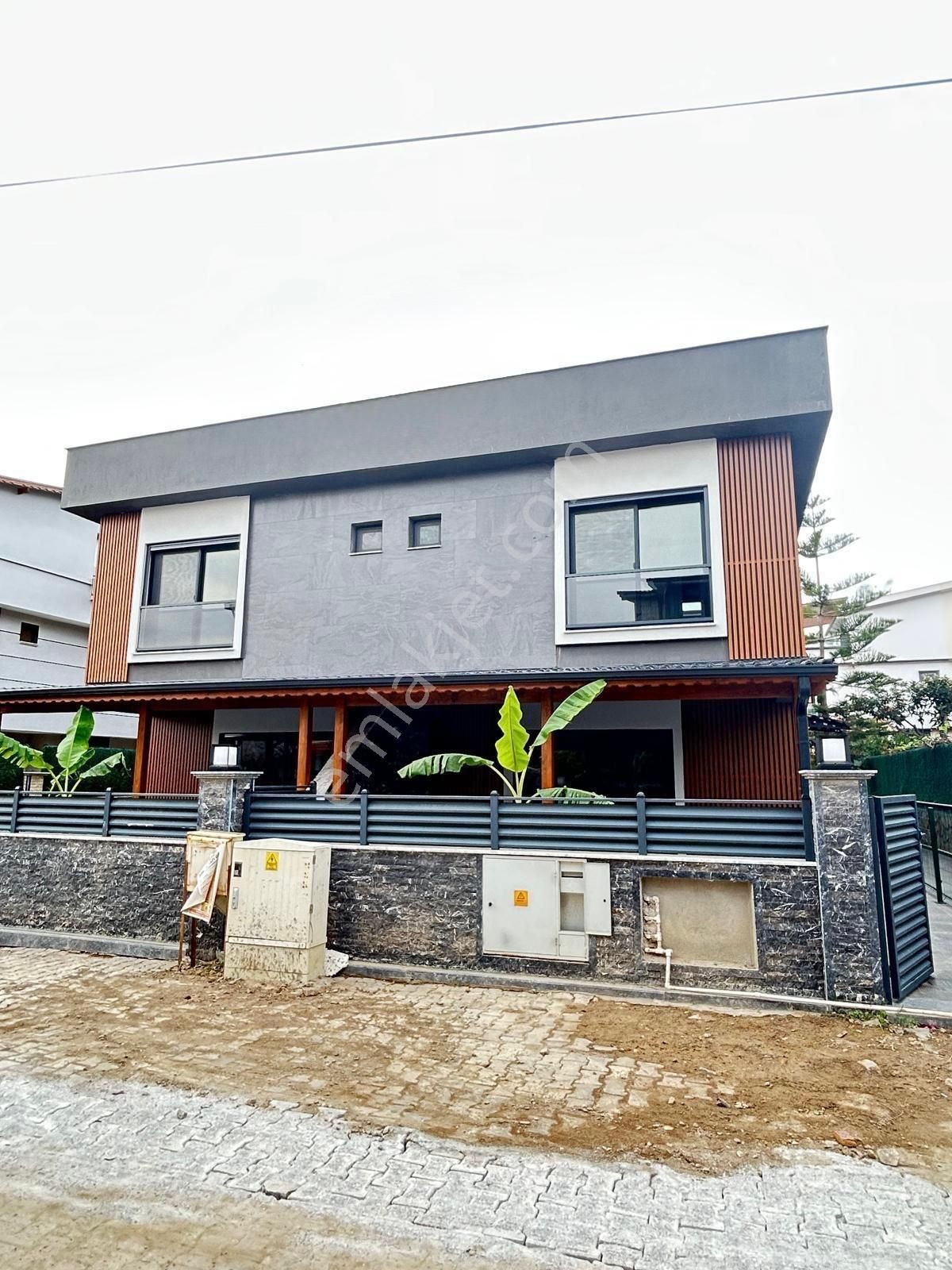 Özderede Denize 30mt Ultra Lüx 3+1 Villa - Görsel 3