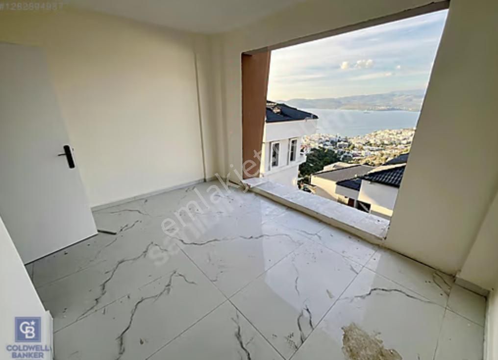 Milas Güllük Deniz Manzaralı Bahçe Dubleksi - Görsel 4