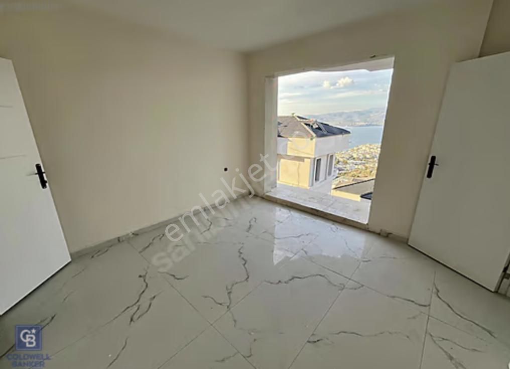 Milas Güllük Deniz Manzaralı Bahçe Dubleksi - Görsel 6