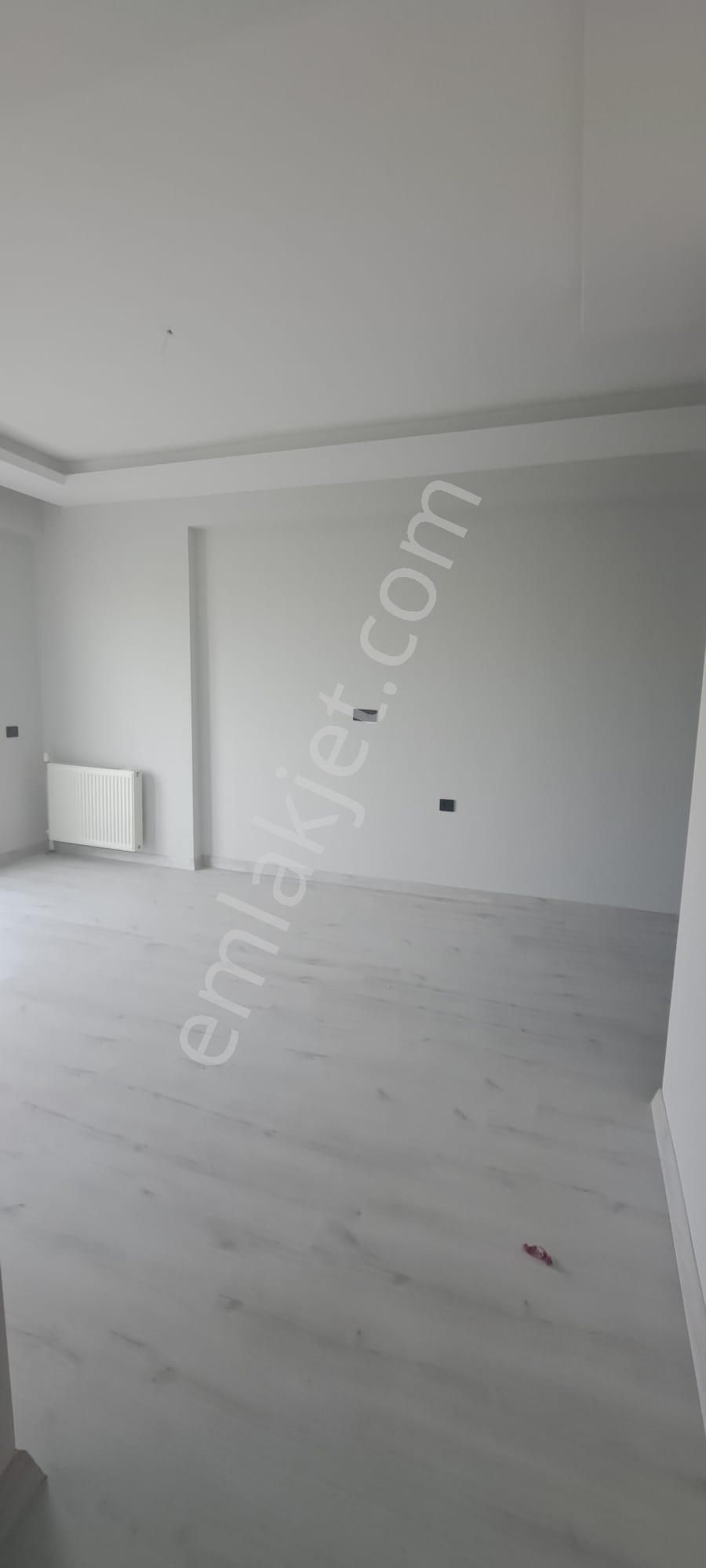 Tece Deniz Mah.de Denize Yürüme Mesafesinde, Havuzlu, G.odalı, Ebeveyn Banyolu 2+1 Daire - Görsel 13