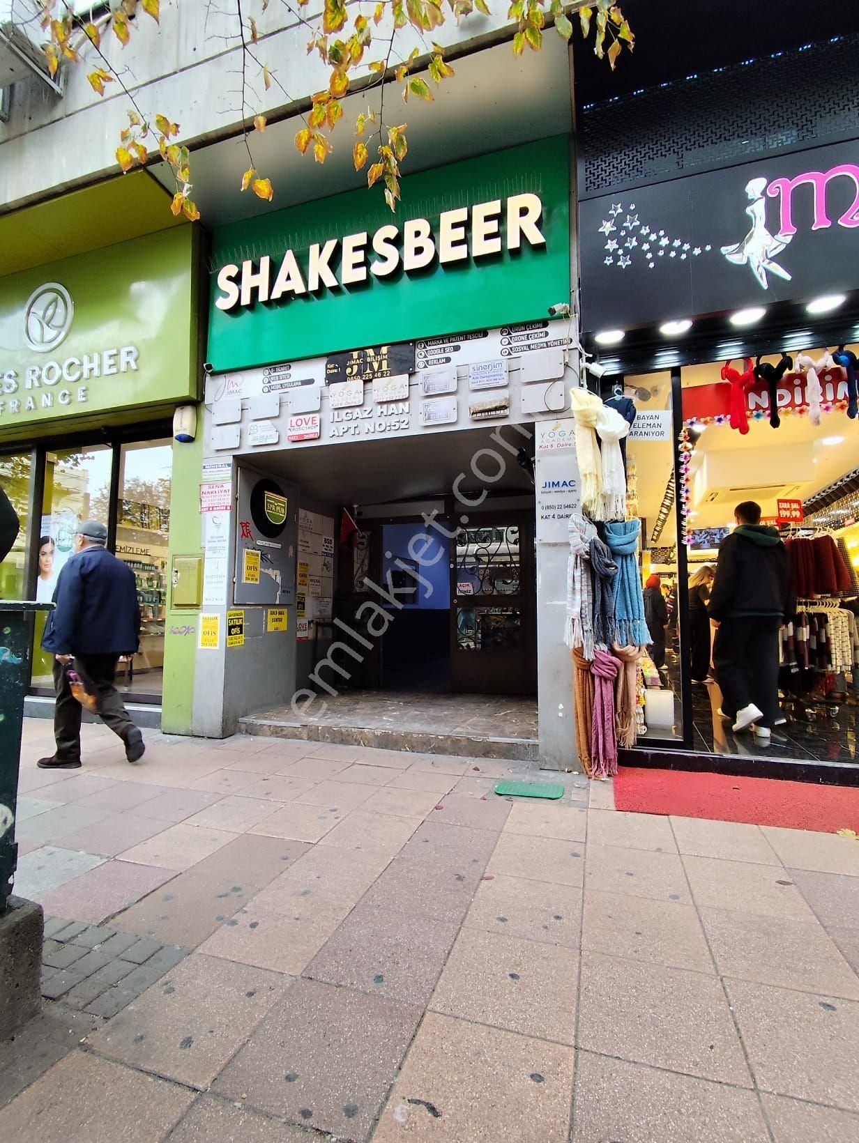 Doktorlar Caddesinde Kiralık Ofis