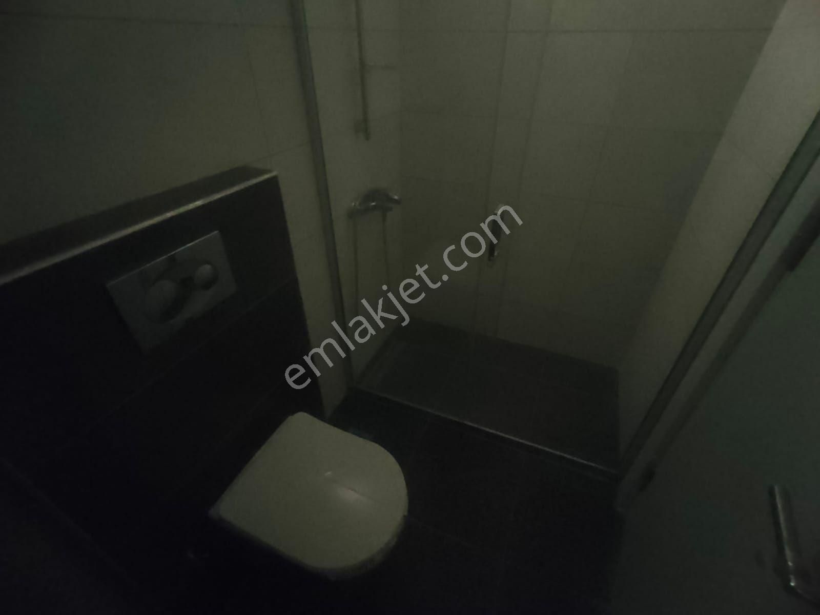 Emlak Dünyasından Maltepe Altıntepede 1+1 Bahçe Kullanımlı - Görsel 12