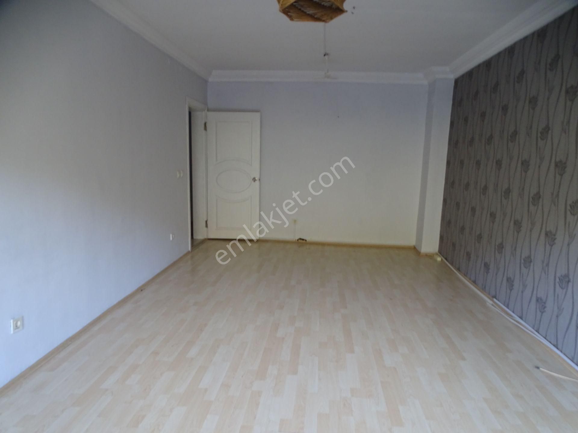 Sarıyer İstinye Boğaziçi Sitesinde Kiralık 3+1 Kombili - Görsel 5