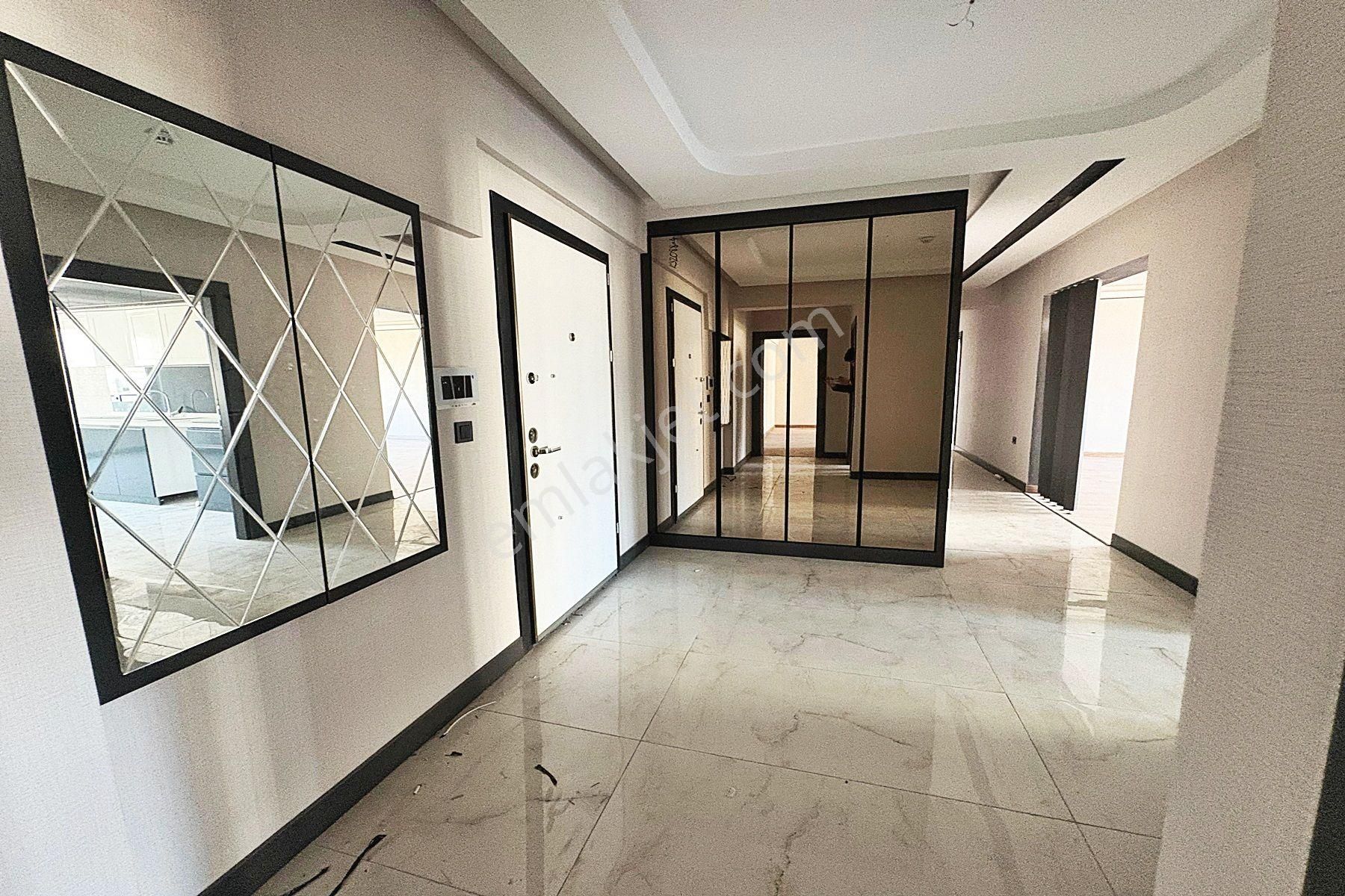 Ovacık'ta 4+1 Sıfır 2.kat Batı Cepheli Satılık Site Dairesi - Görsel 12