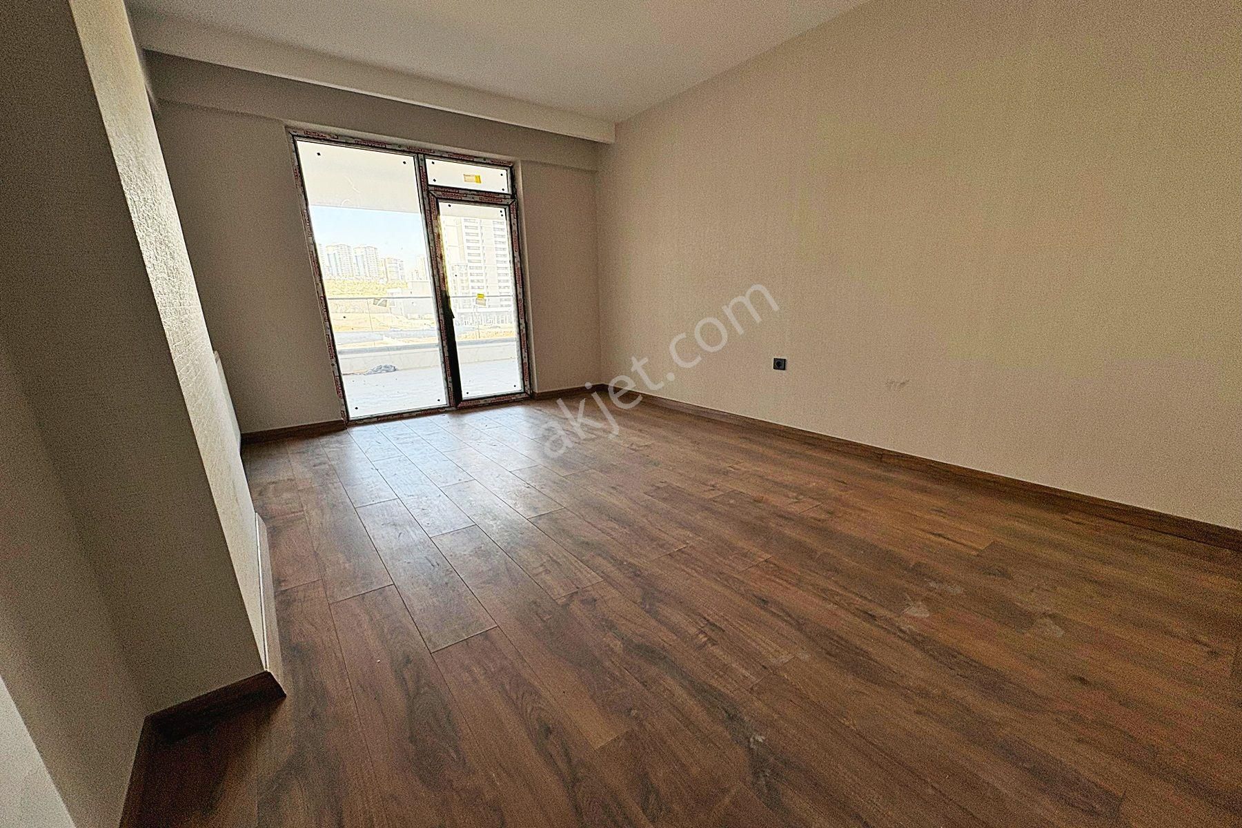 Ovacık'ta 4+1 Sıfır 2.kat Batı Cepheli Satılık Site Dairesi - Görsel 17