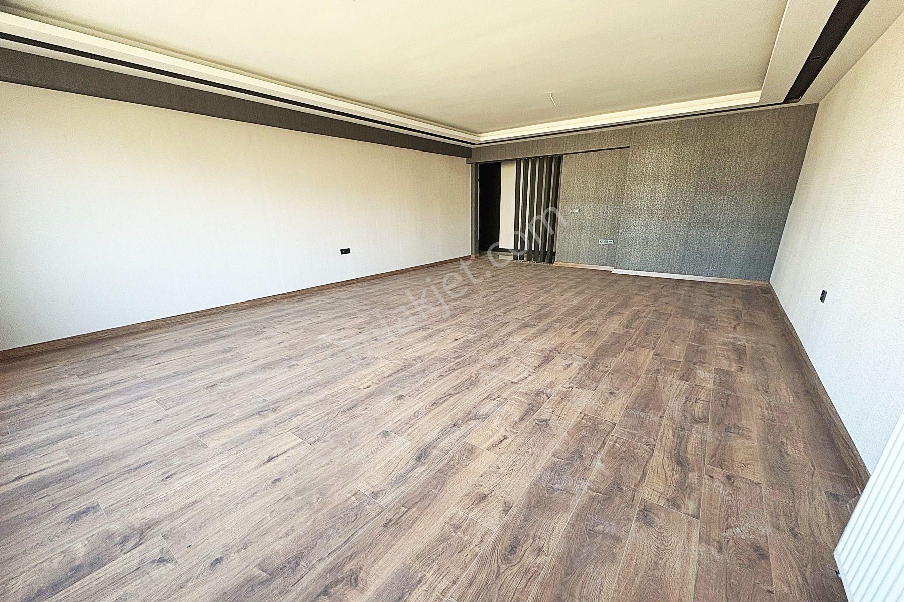 Ovacık'ta 4+1 Sıfır 2.kat Batı Cepheli Satılık Site Dairesi - Görsel 4