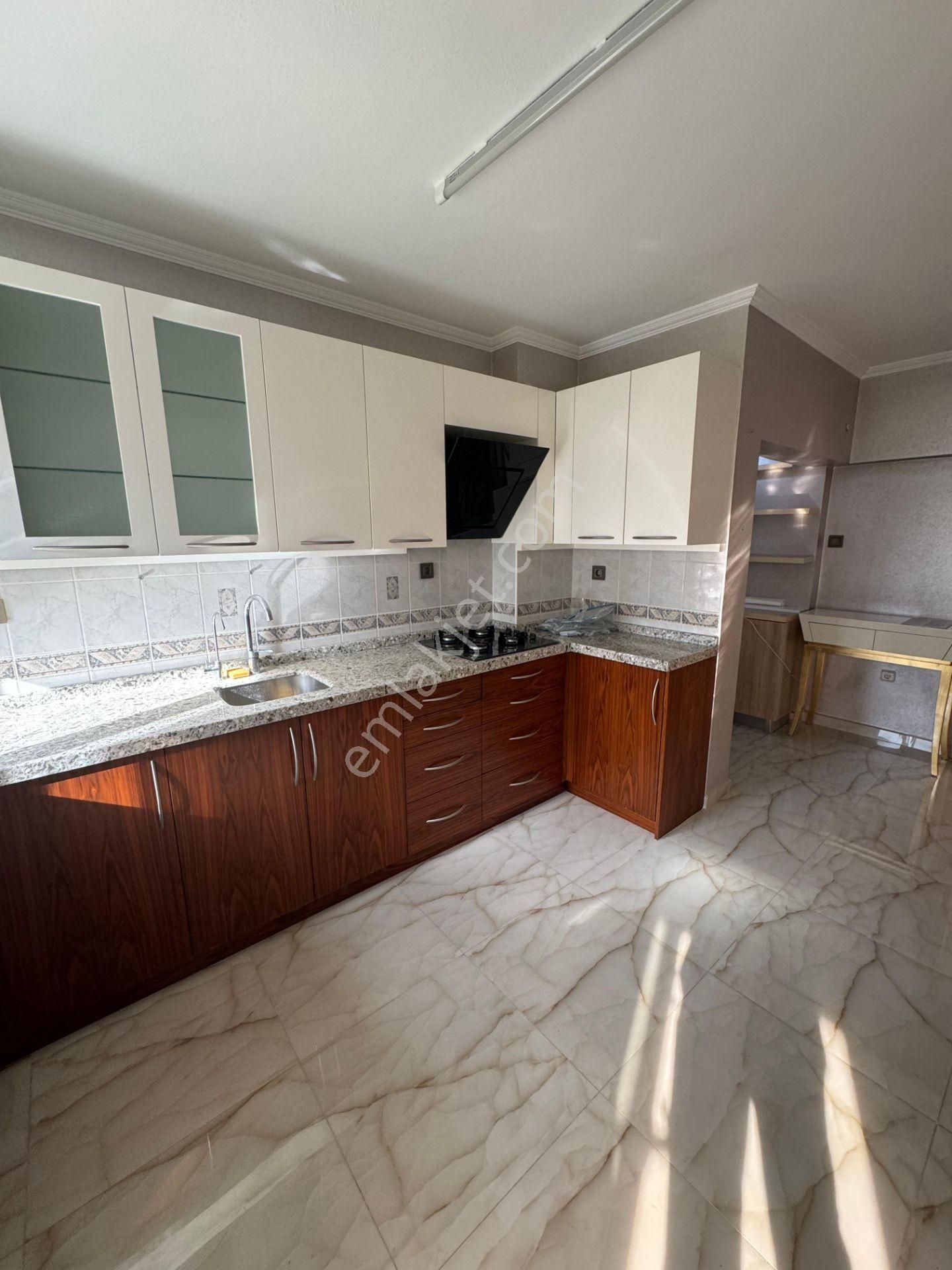 Bahar'dan Nilüfer'in Köklü Sitelerinden Özüçler'de Kiralık Geniş Ve Lüx 3+1 Daire - Görsel 4