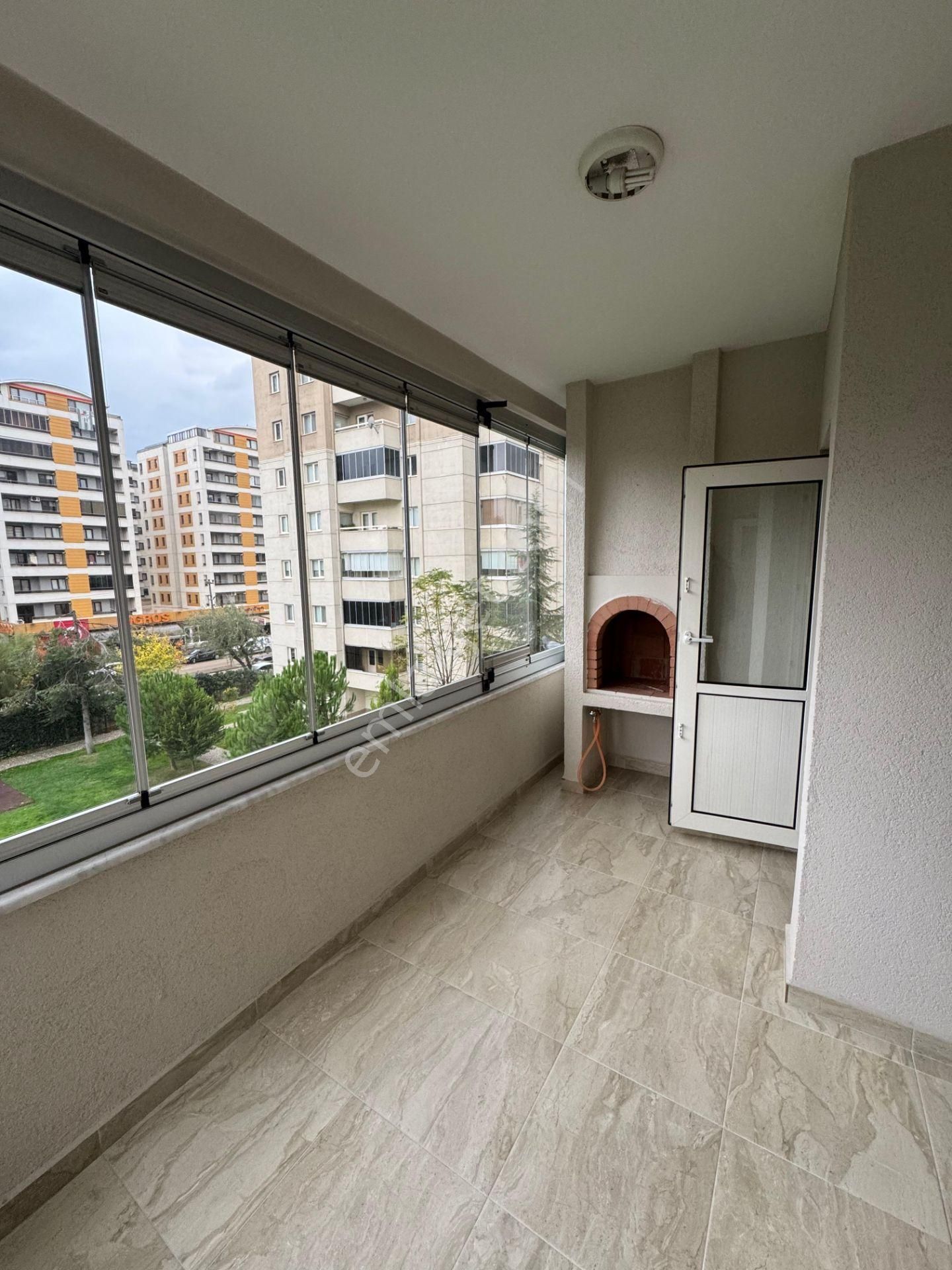 Bahar'dan Nilüfer'in Köklü Sitelerinden Özüçler'de Kiralık Geniş Ve Lüx 3+1 Daire - Görsel 9