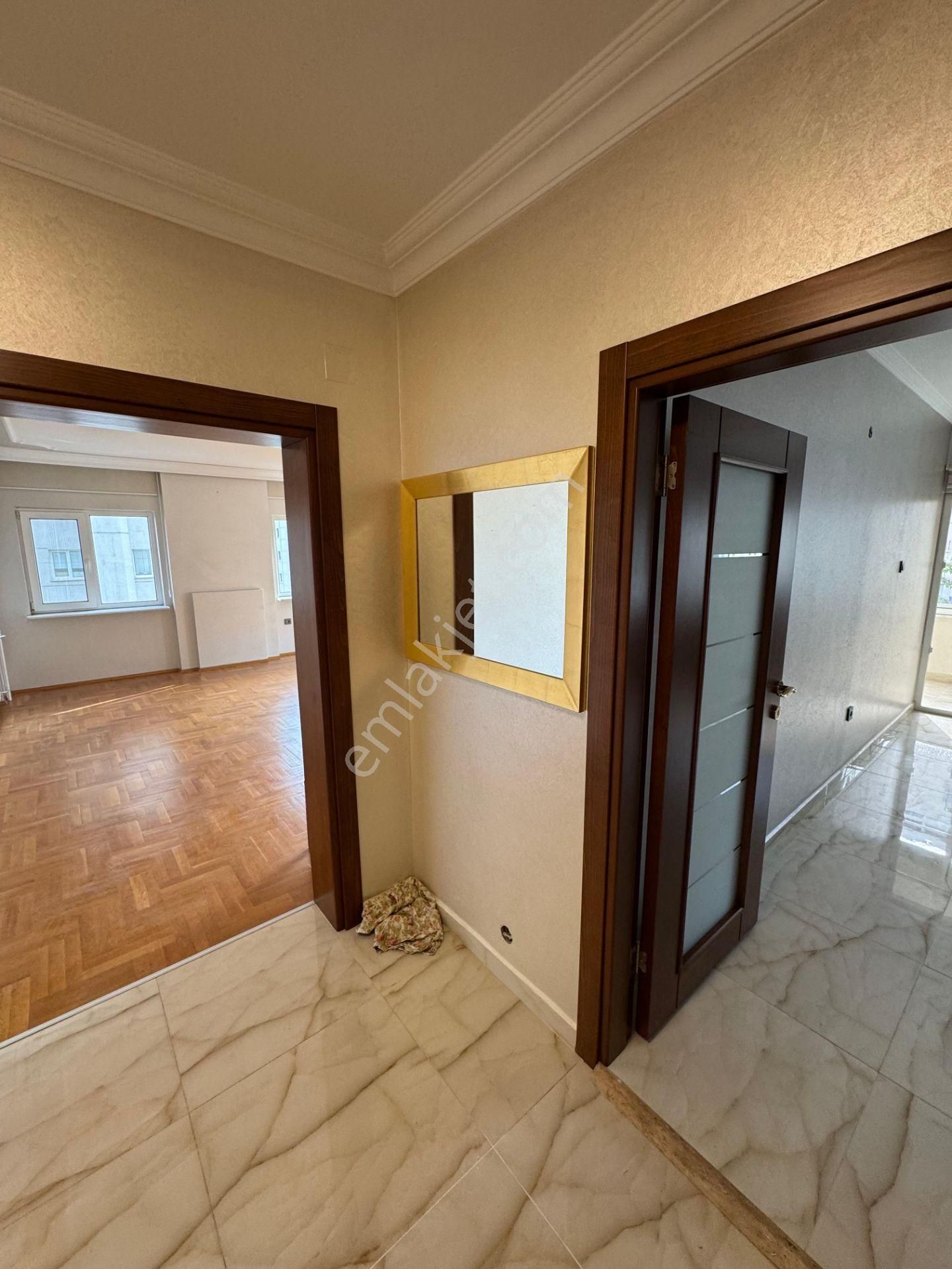 Bahar'dan Nilüfer'in Köklü Sitelerinden Özüçler'de Kiralık Geniş Ve Lüx 3+1 Daire - Görsel 2