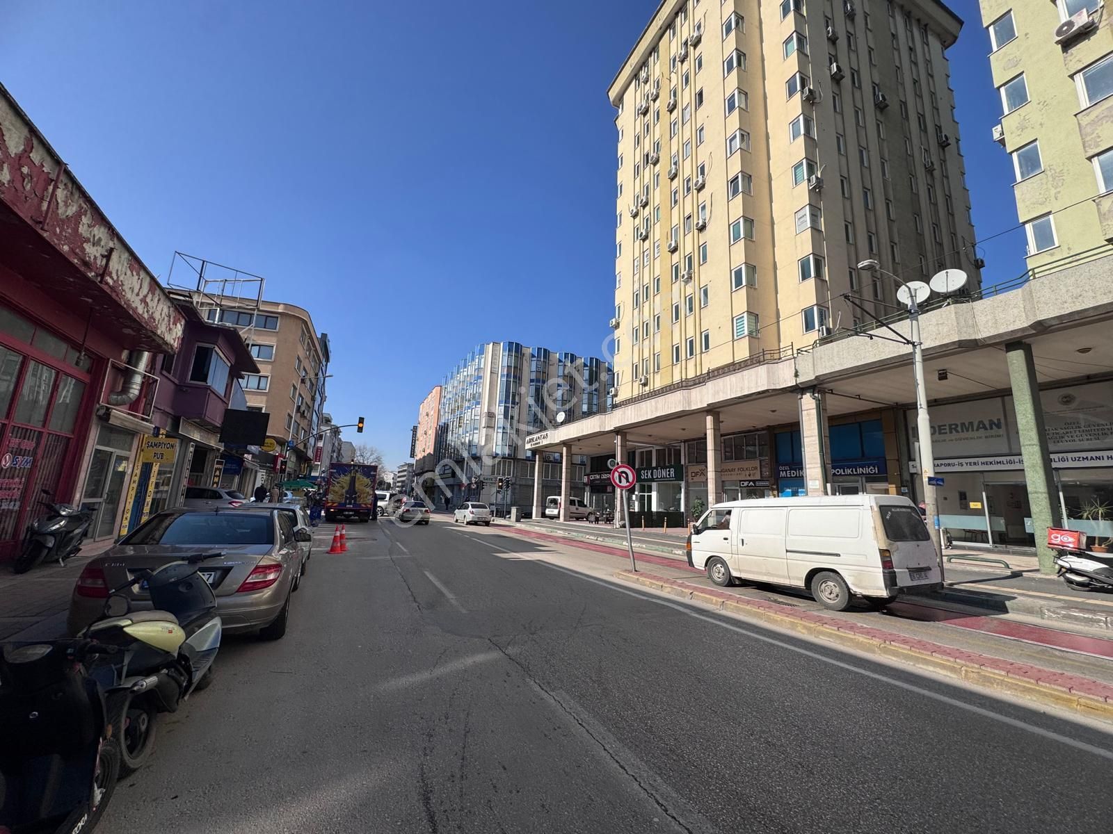 Remax Area Dan Cadde Üzeri Adliye Yanında Satılık Büro, Ofis - Görsel 11