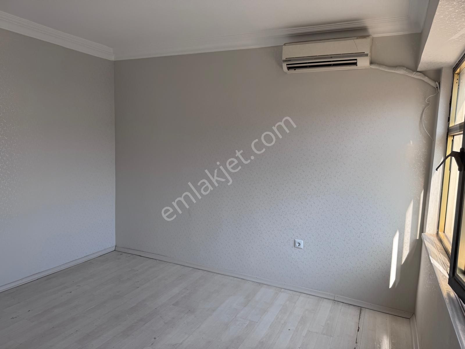 Remax Area Dan Cadde Üzeri Adliye Yanında Satılık Büro, Ofis - Görsel 8