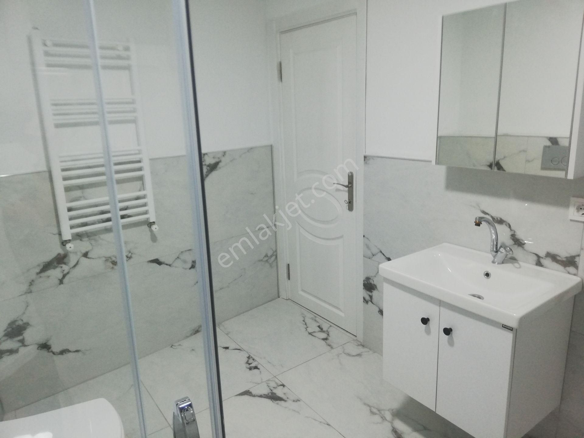 Kemer Köprü Mahallesinde Caddede Komple Bina - Görsel 15