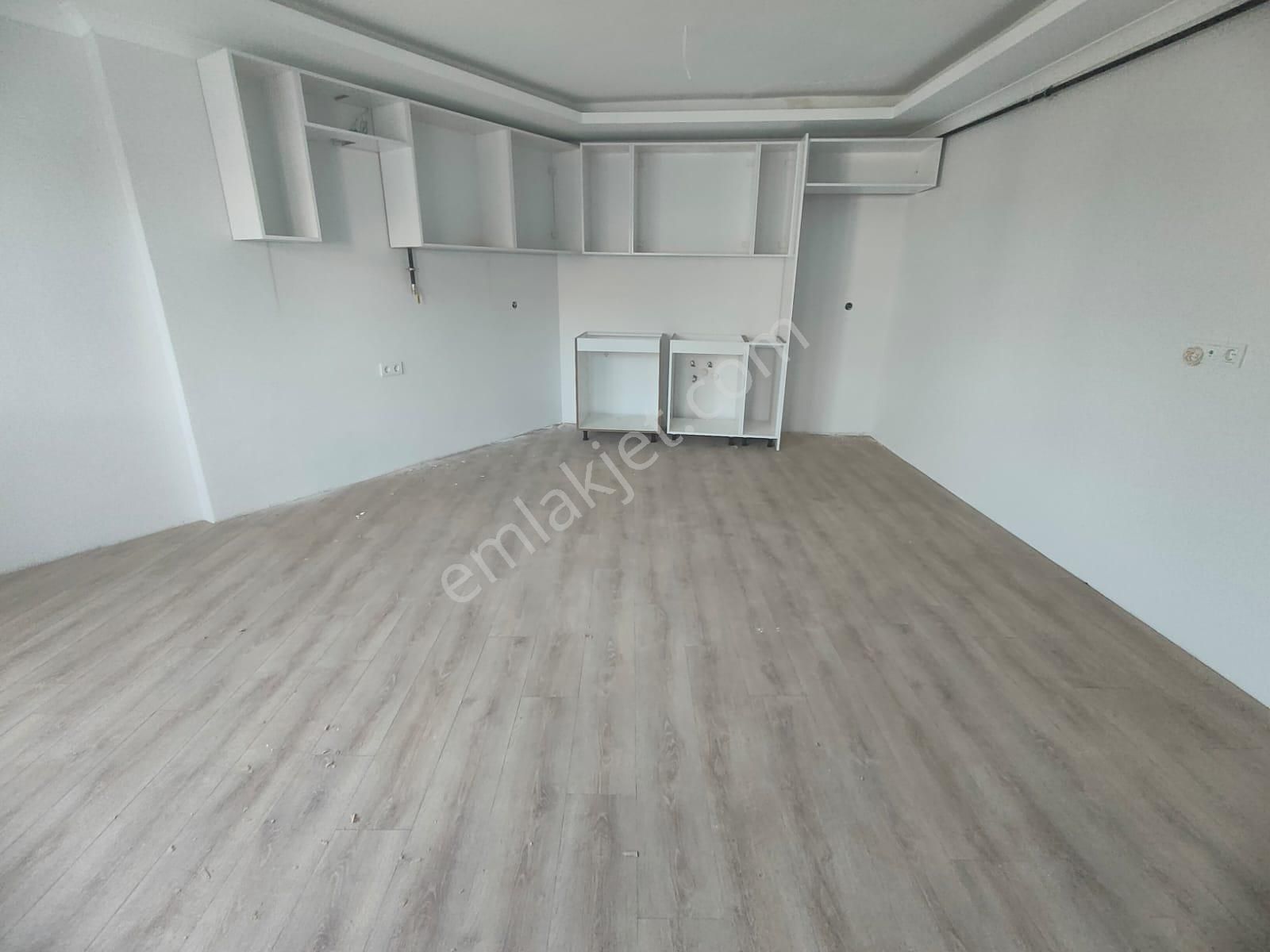 Emlak Dünyasından Altıntepede Ara Kat 2+1 - Görsel 2