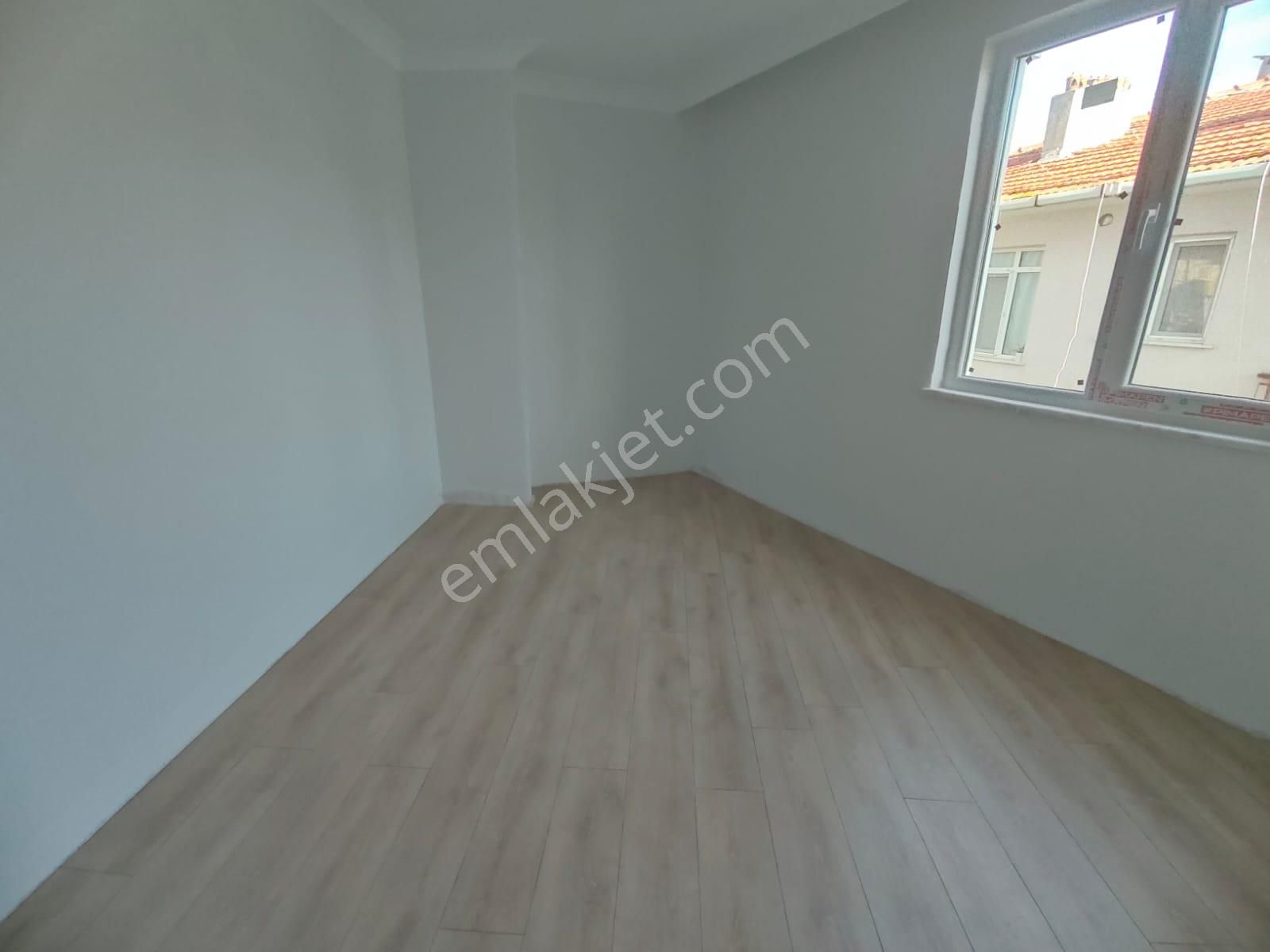 Emlak Dünyasından Altıntepede Ara Kat 2+1 - Görsel 11