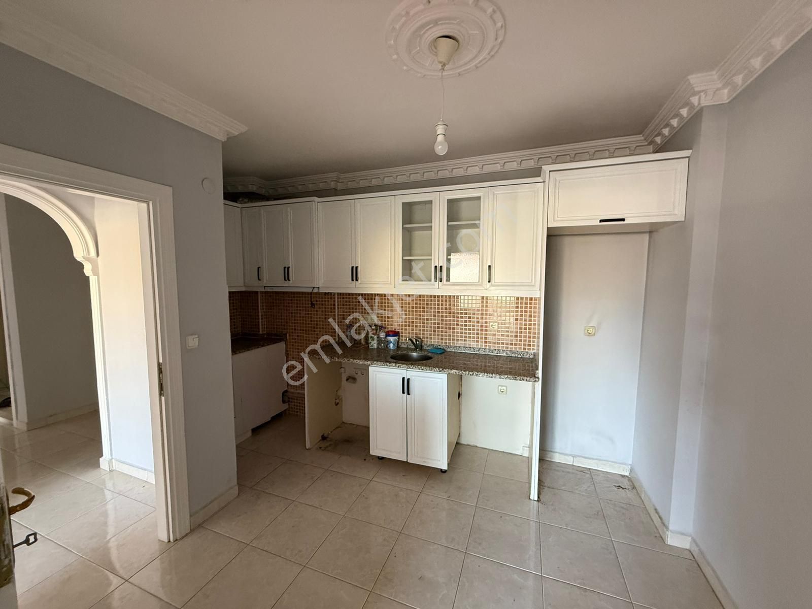 Alanya Obagölde Denize 400 Metre Mesafede Satılık 2+1 Ayrı Mutfak Kullanışlı Daire - Görsel 11