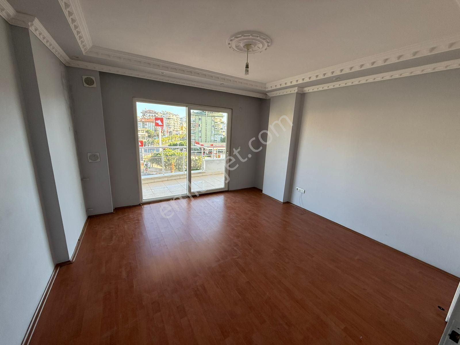 Alanya Obagölde Denize 400 Metre Mesafede Satılık 2+1 Ayrı Mutfak Kullanışlı Daire - Görsel 7