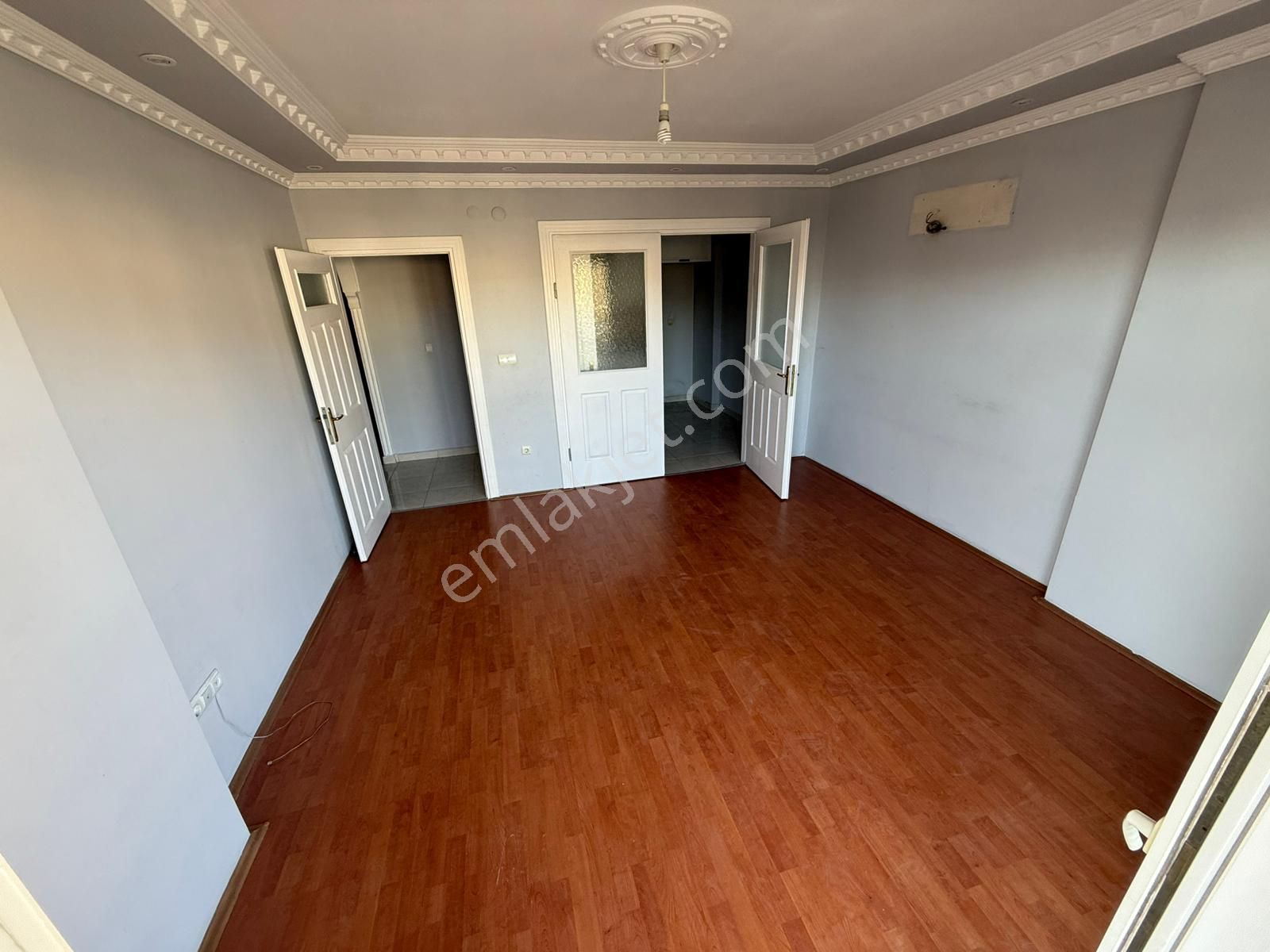 Alanya Obagölde Denize 400 Metre Mesafede Satılık 2+1 Ayrı Mutfak Kullanışlı Daire - Görsel 9