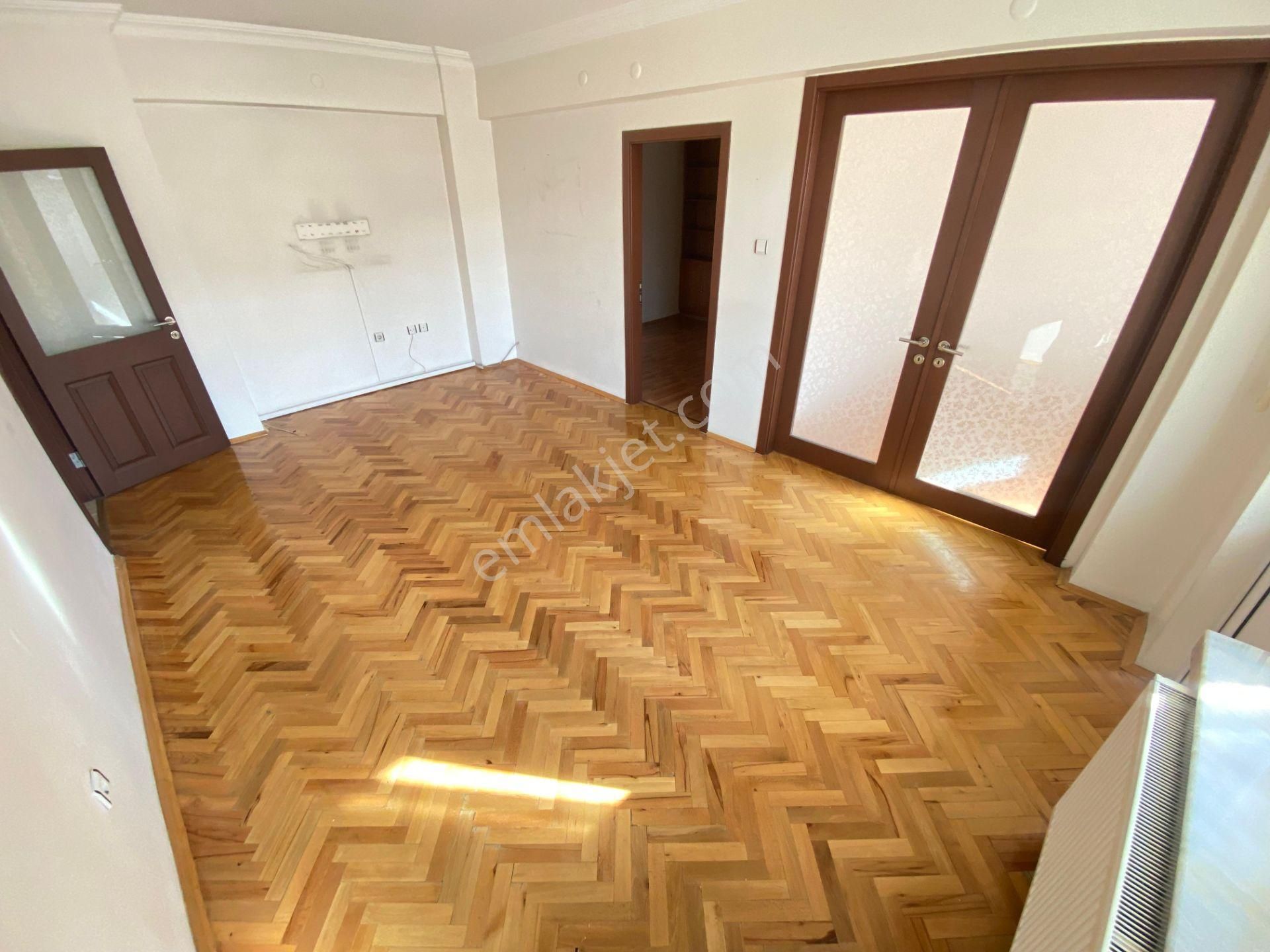 Etlik Mahallesi'nde Cadde Üzerinde 3+1 Daire! - Görsel 9