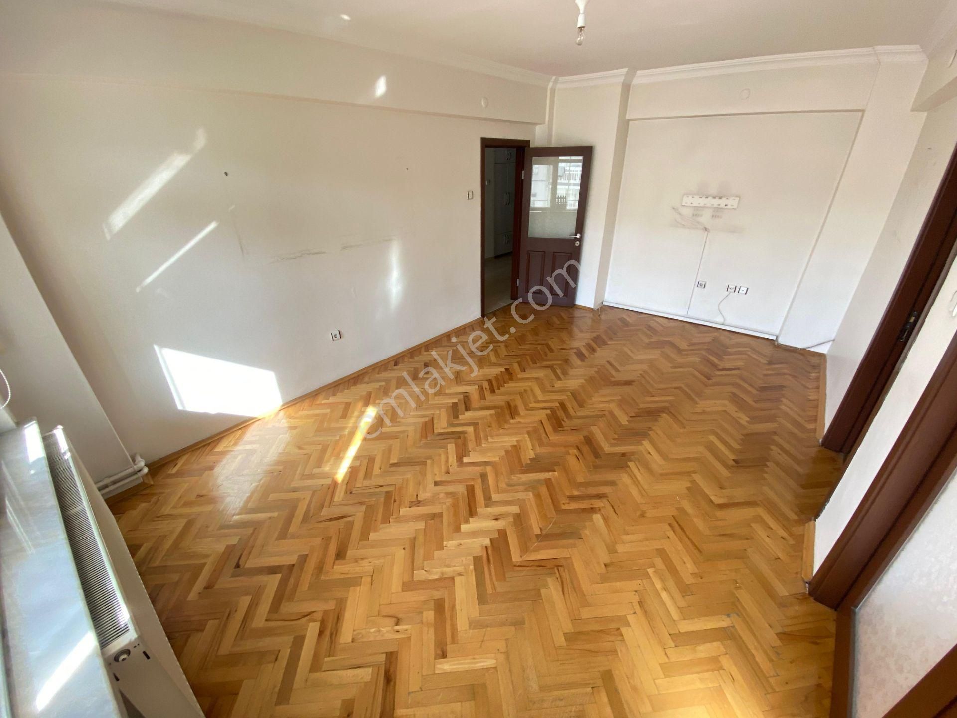 Etlik Mahallesi'nde Cadde Üzerinde 3+1 Daire! - Görsel 7