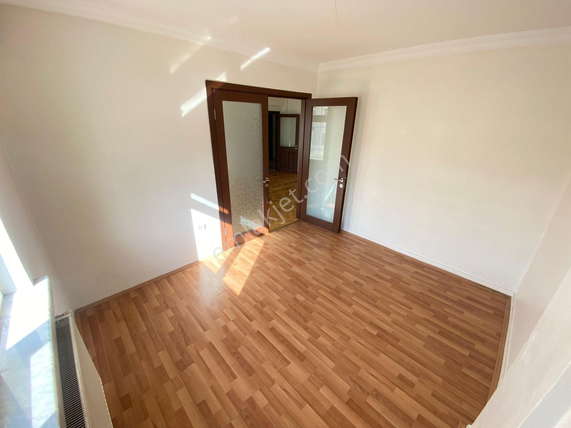 Etlik Mahallesi'nde Cadde Üzerinde 3+1 Daire! - Görsel 12