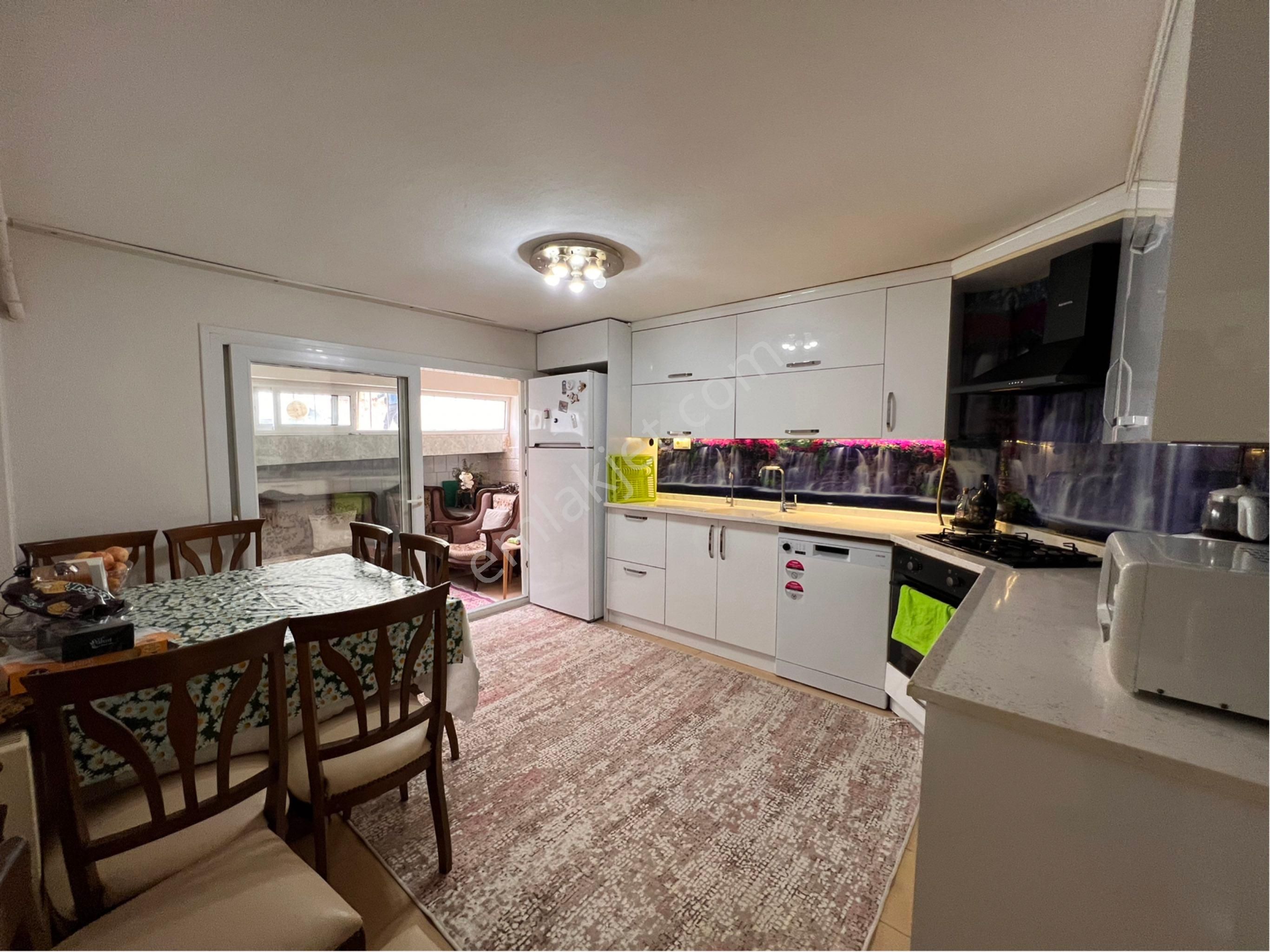 Buca Valirahmibey Mah 2+1 100m2 Ve 1+0 25m2 Satılık Daire - Görsel 18
