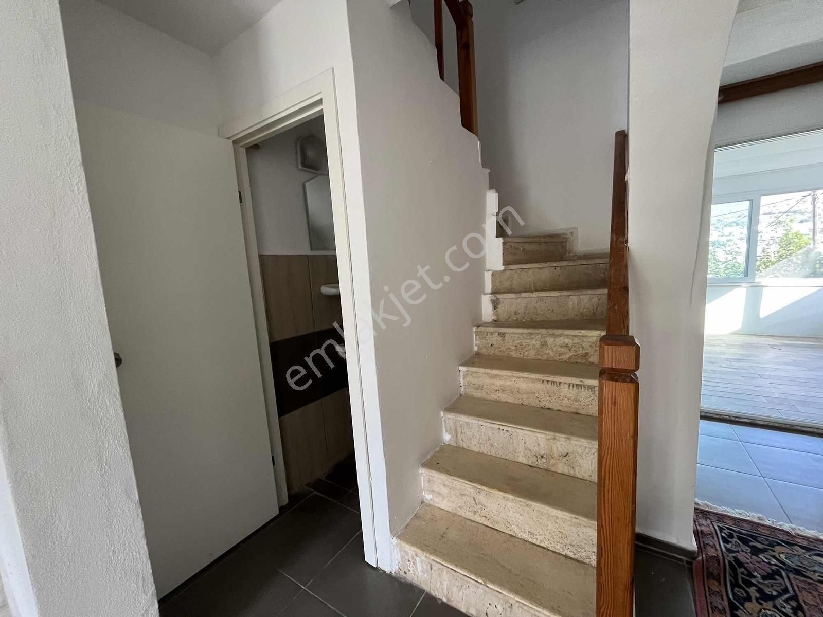 Kadıkalesinde 10 Kişilik Kiralık 3+1 Dubleks Lojman - Görsel 10