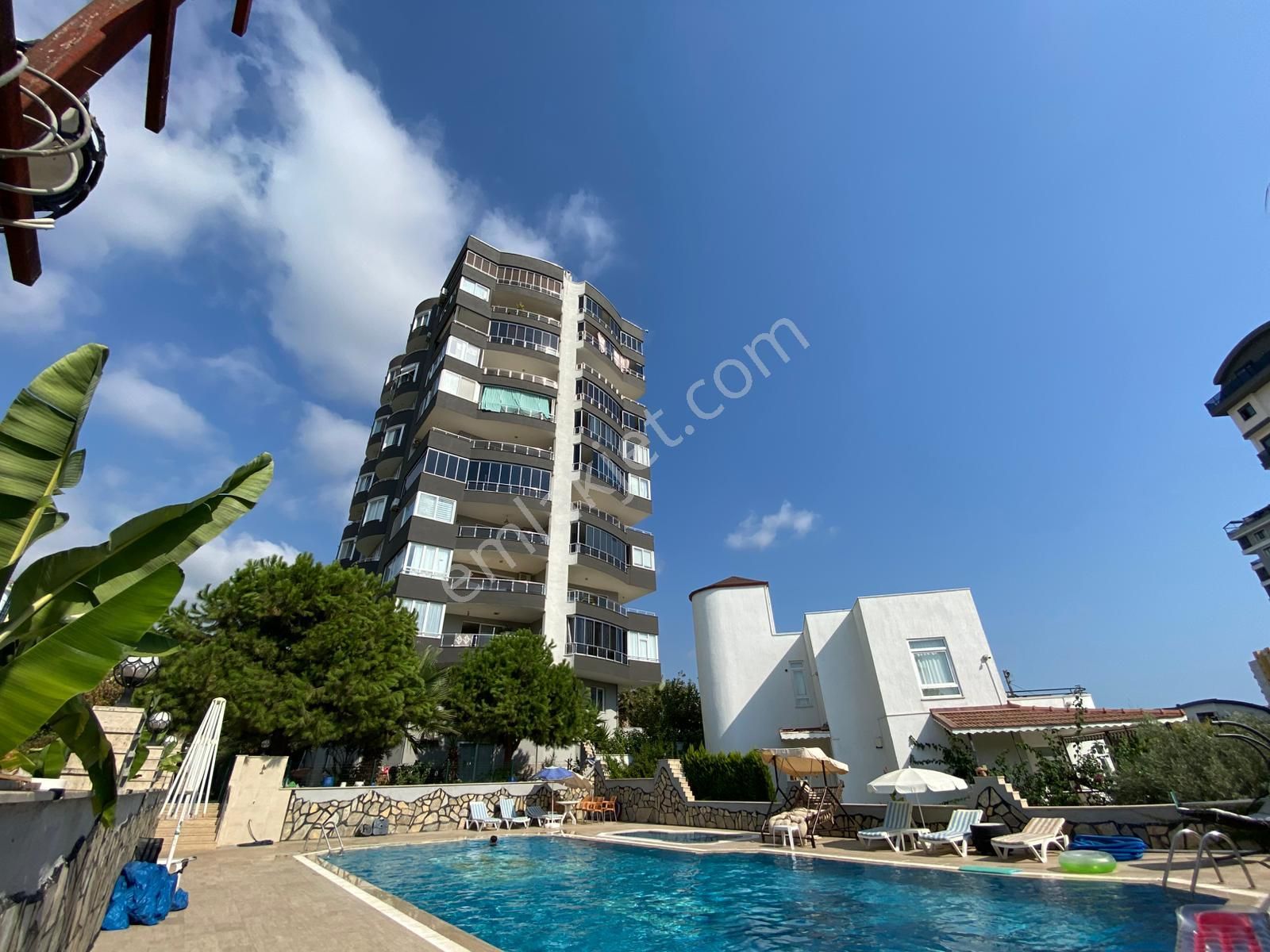 Alanya Mahmutlarda 120m2 Geniş Kullanışlı Satılık 2+1 Daire