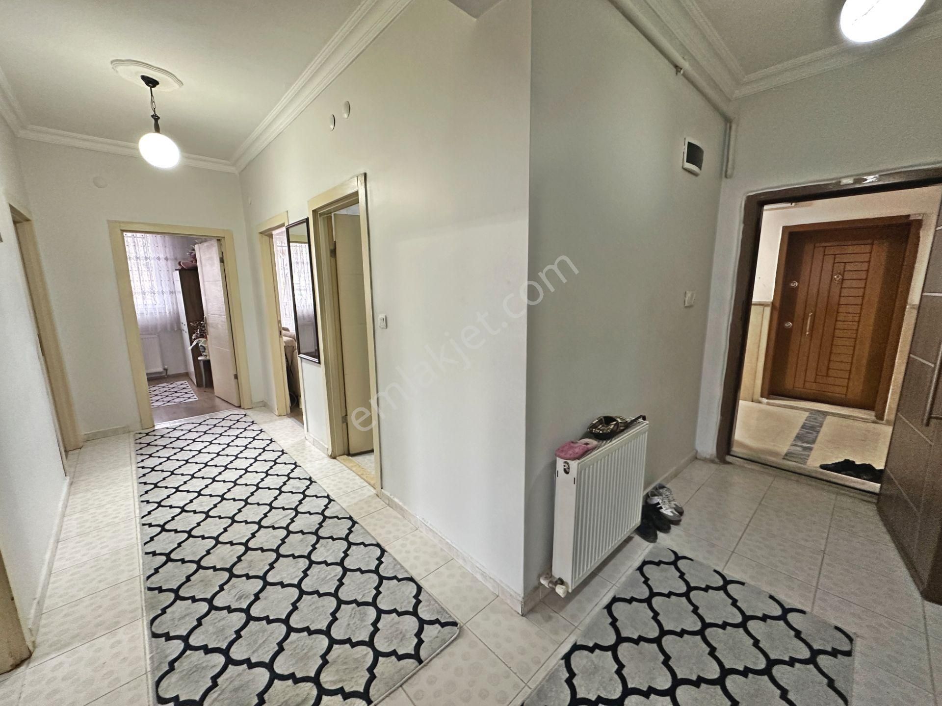 Hocalı Cadde Üzerinde Ön Cephe Balkonlu Ebeveyn Banyolu 3+1 Satılık Daire - Görsel 24