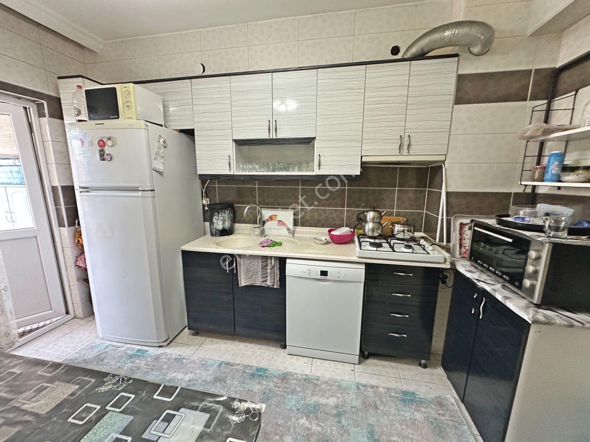 Hocalı Cadde Üzerinde Ön Cephe Balkonlu Ebeveyn Banyolu 3+1 Satılık Daire - Görsel 2