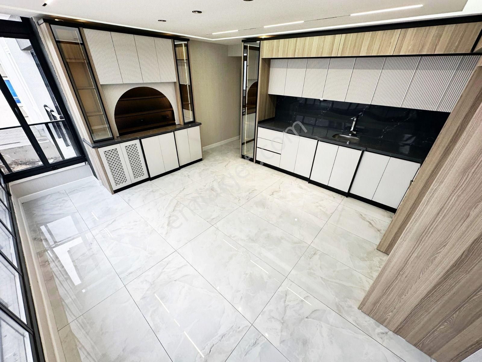 Ovacık Mahallesi'nde Sıfır Binada Full Lüks Yapılı 3+1 Daire! - Görsel 24