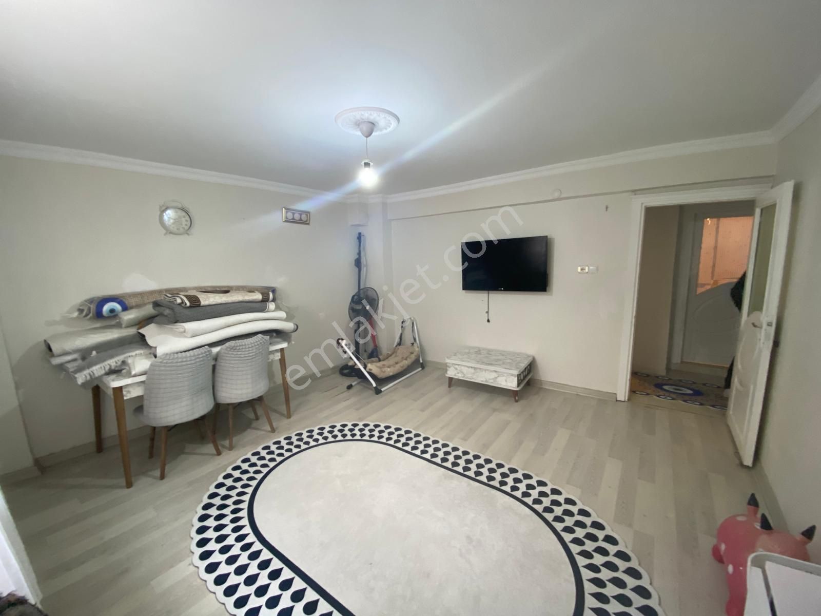 Gaziosmanpaşa Bağlarbaşı Mahallesinde 2+1/120m2/bahçe Katı Satılık Daire - Görsel 8