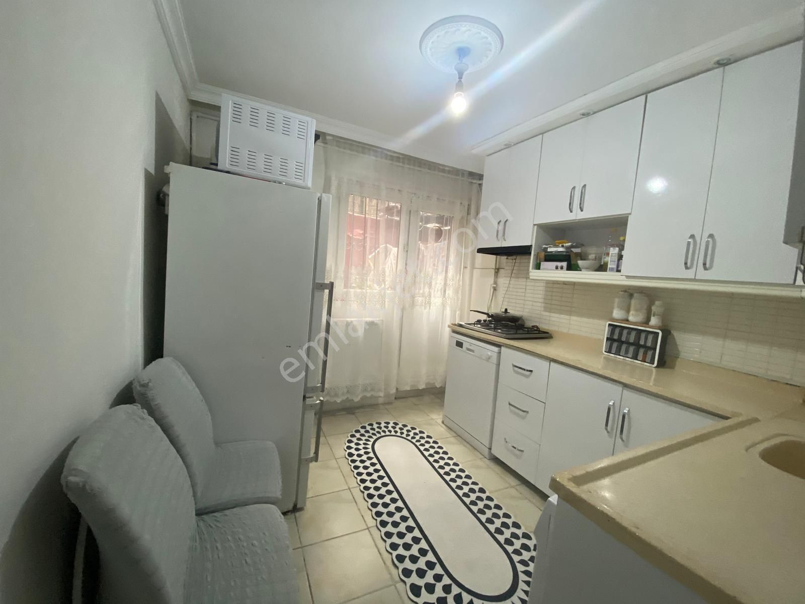 Gaziosmanpaşa Bağlarbaşı Mahallesinde 2+1/120m2/bahçe Katı Satılık Daire - Görsel 2