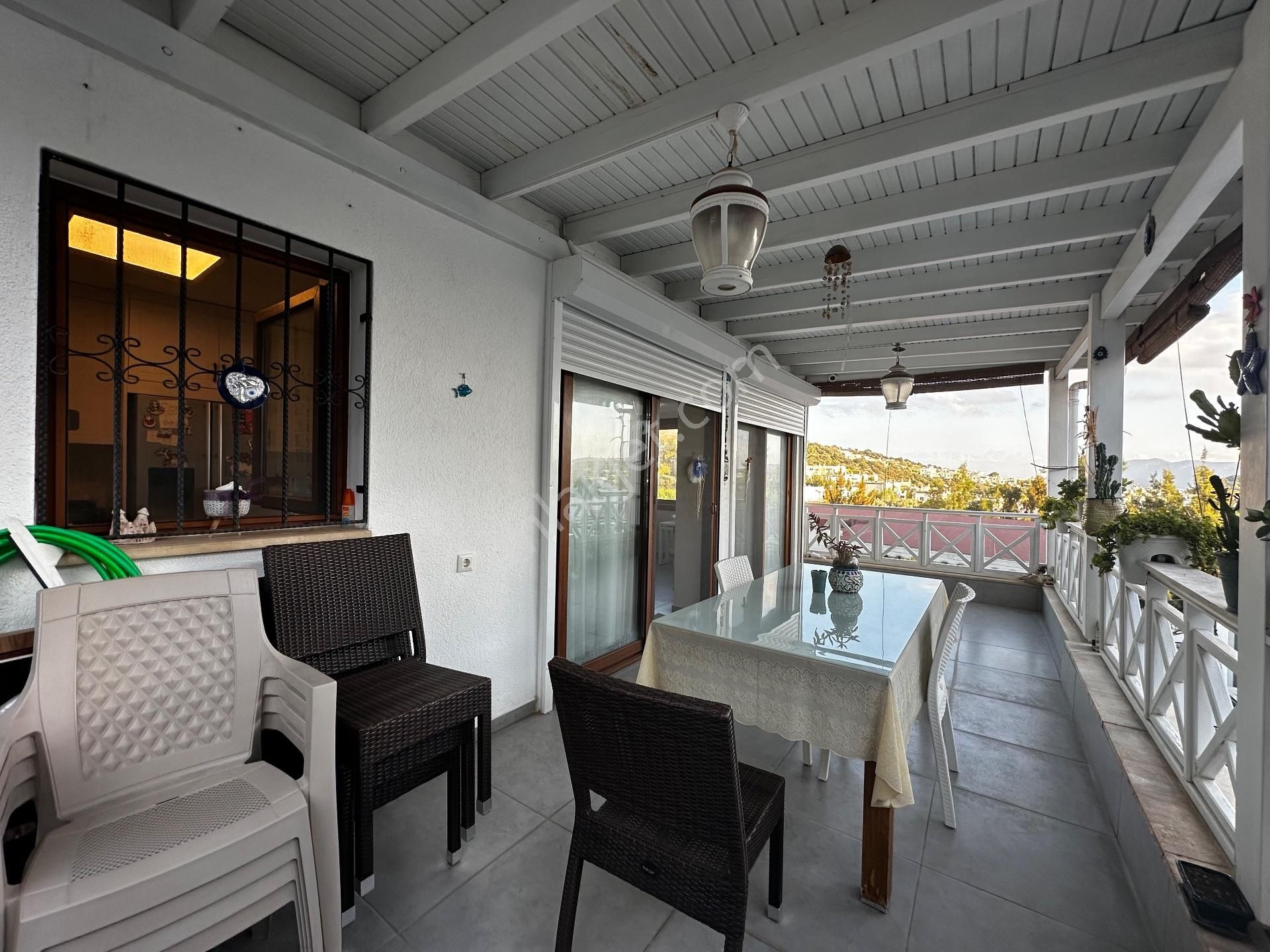 Bodrum Oasis Avm Civarı Site İçi 3+1 Dubleks Villa