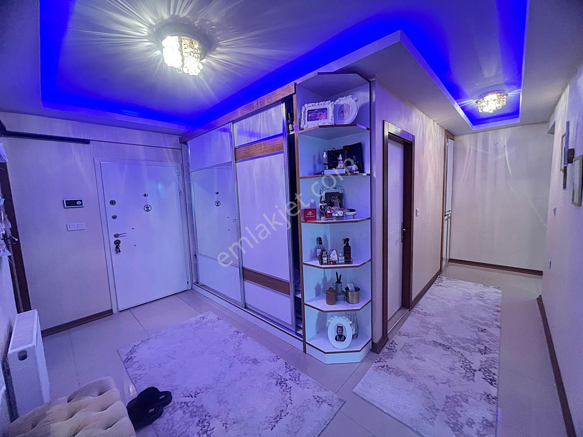 Avcılarda Çarşamba Pazarı Yanı Kök Tapu Ful Yapılı İskanlı 9.kat - Görsel 26